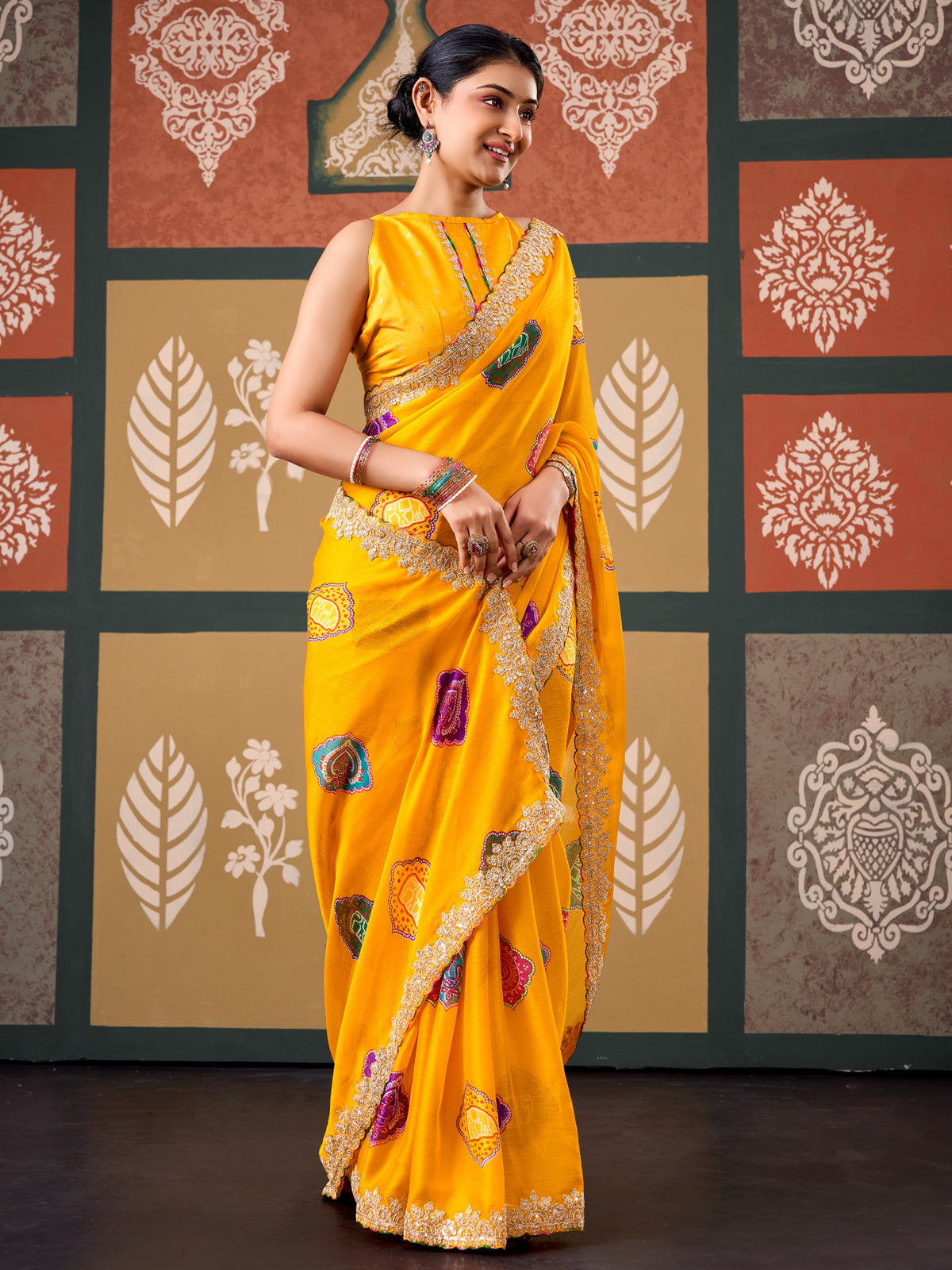 Yellow Chiffon saree – detail view 1