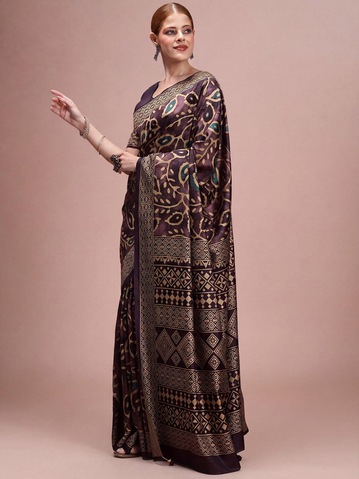 Dark Brown Silk Blend saree – detail view 2