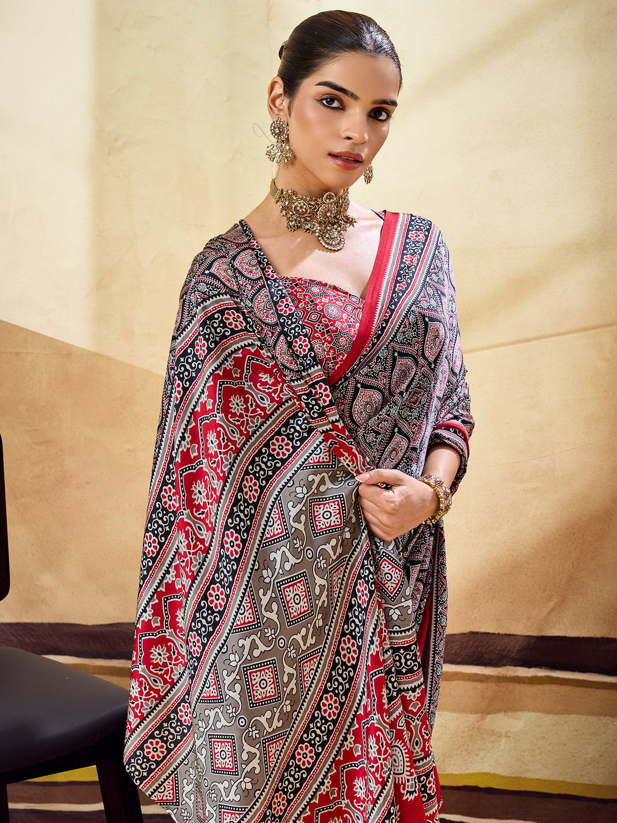 Black Satin saree – detail view 4