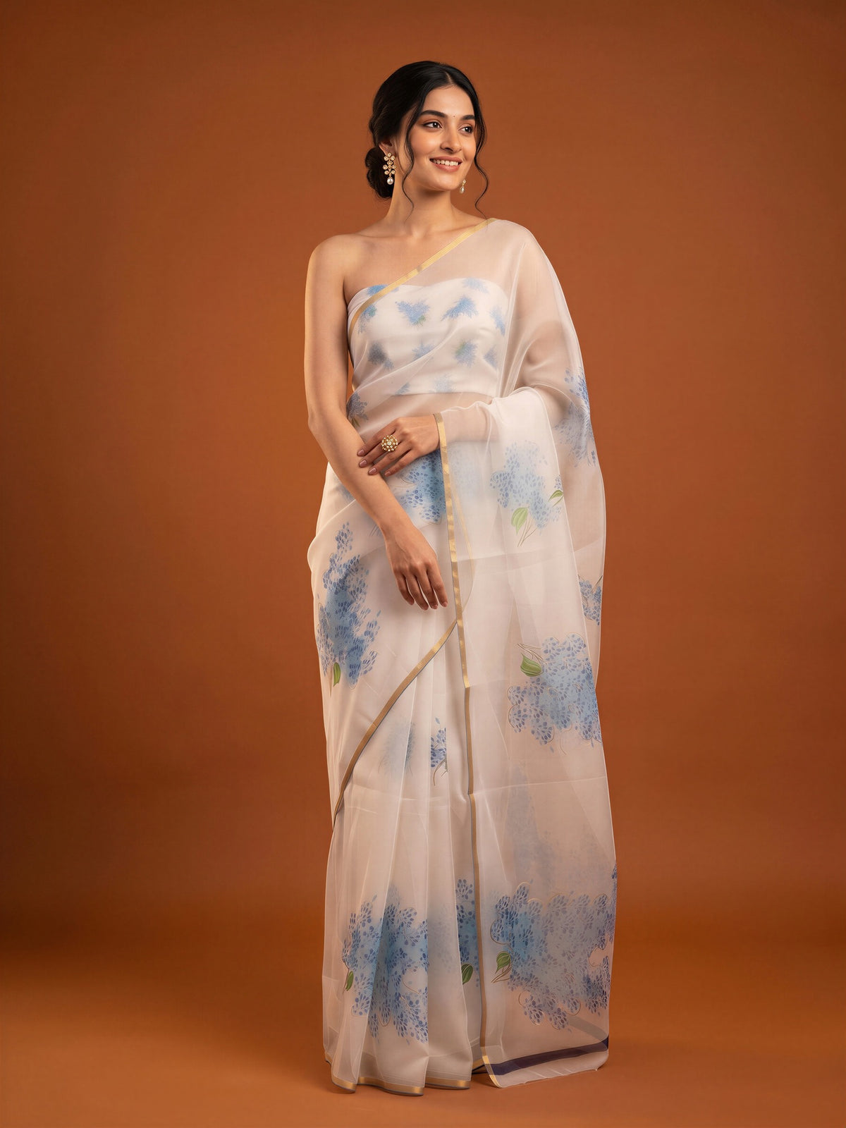 White Organza saree – detail view 3