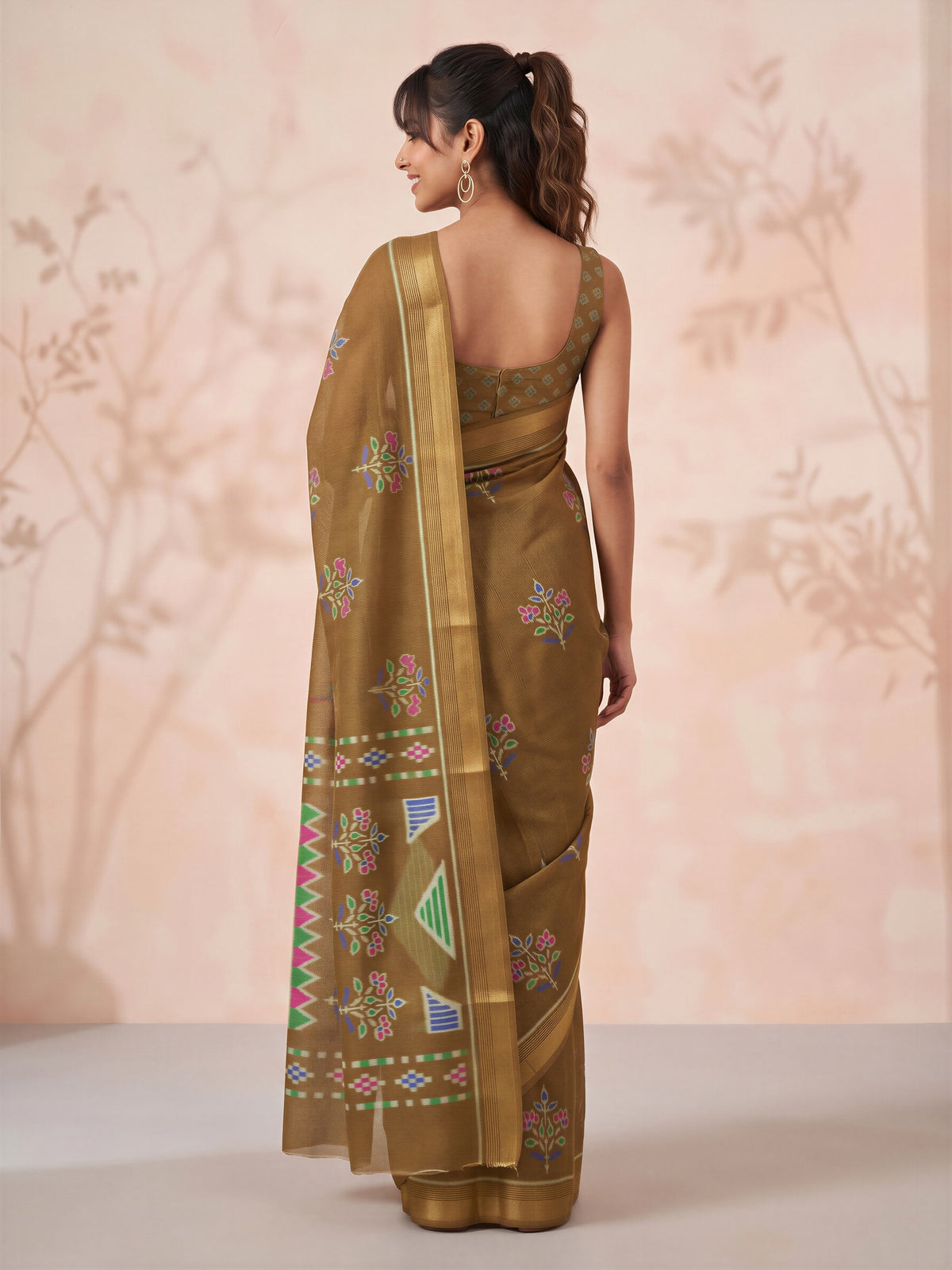Olive Cotton Linen saree – detail view 1