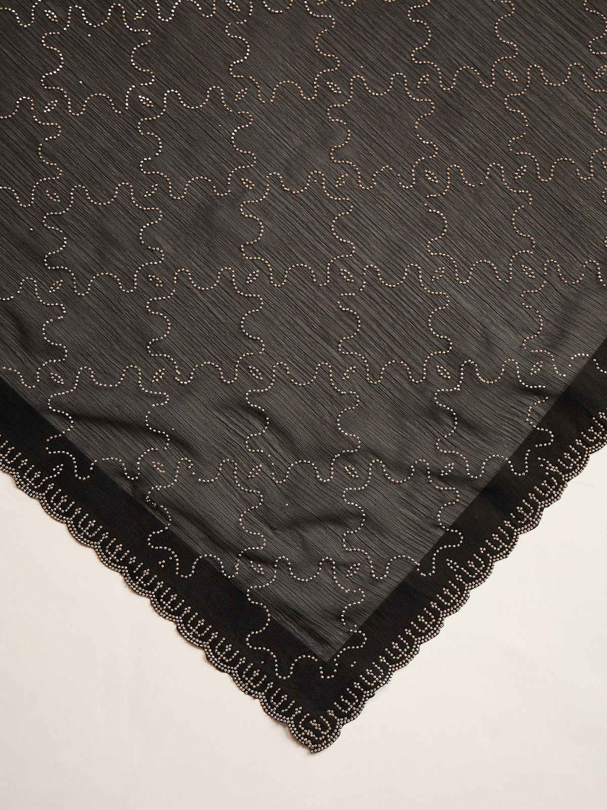 Black Chiffon saree – detail view 4