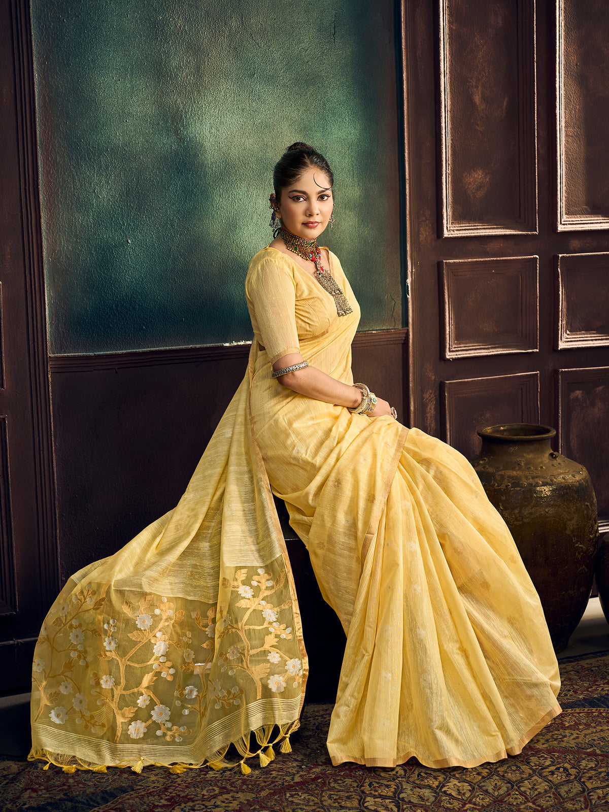Yellow Muga Cotton saree – detail view 2