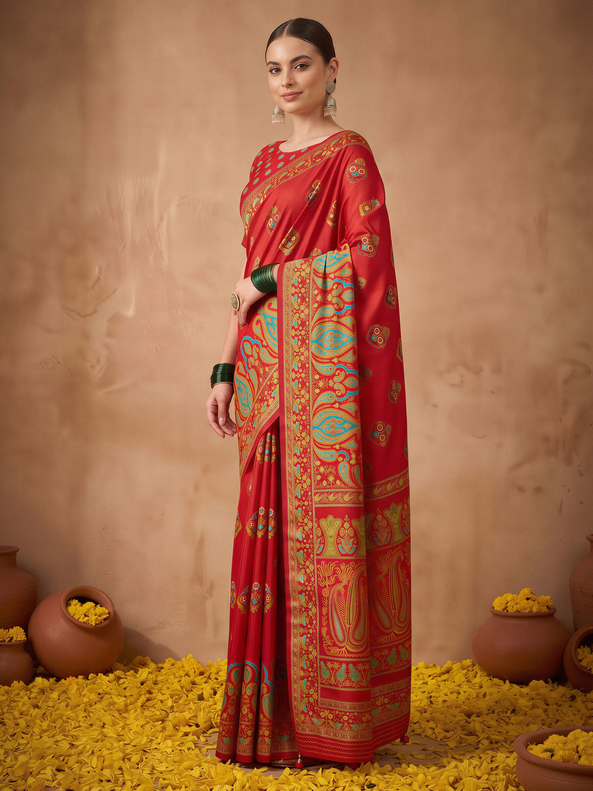 Red Silk Blend saree – detail view 2