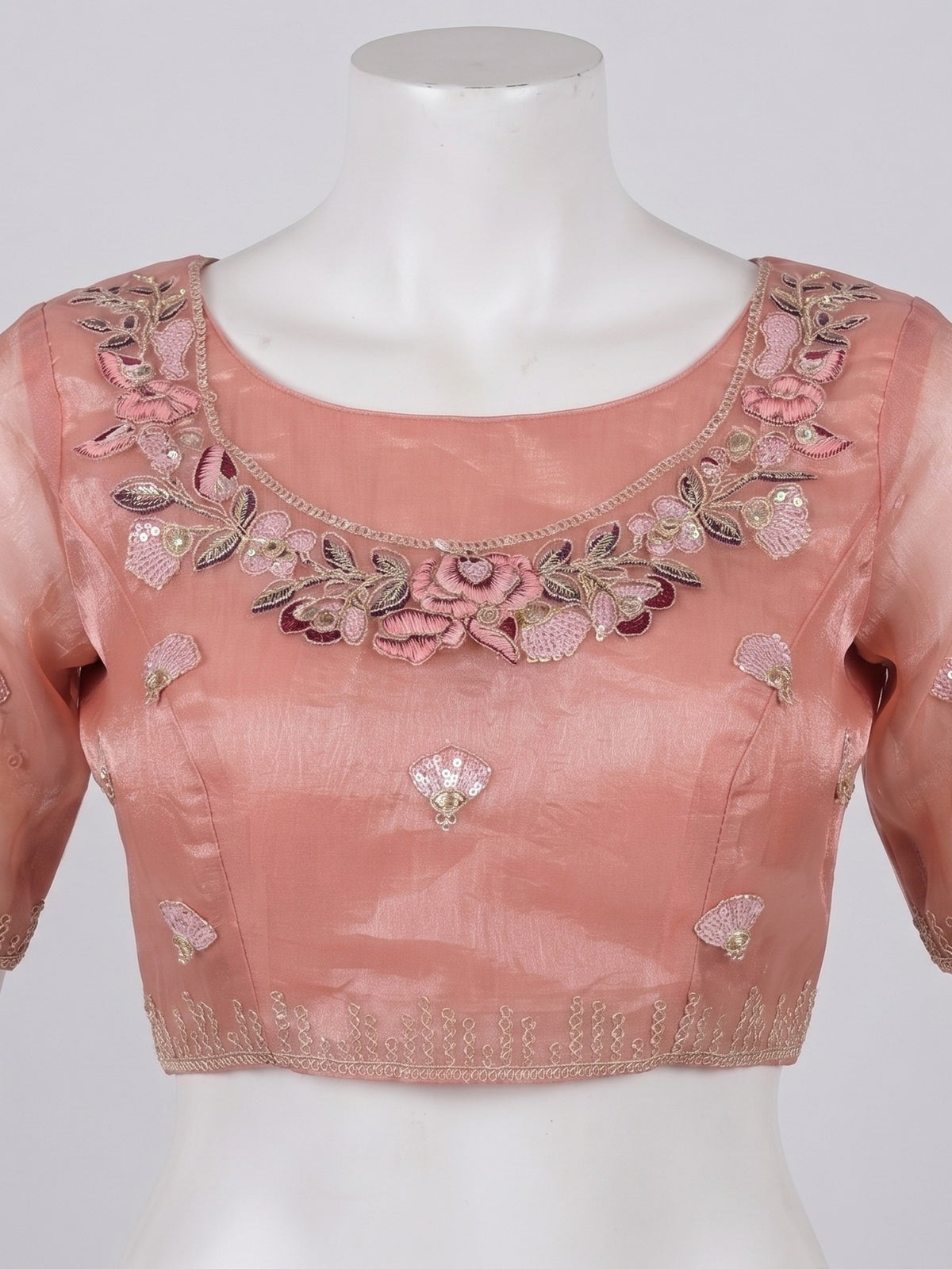 Peach Organza saree – detail view 2