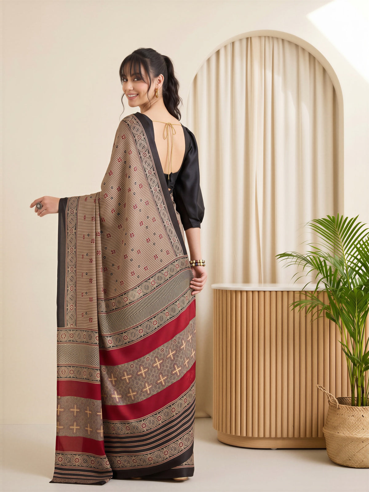 Beige Satin saree – detail view 1