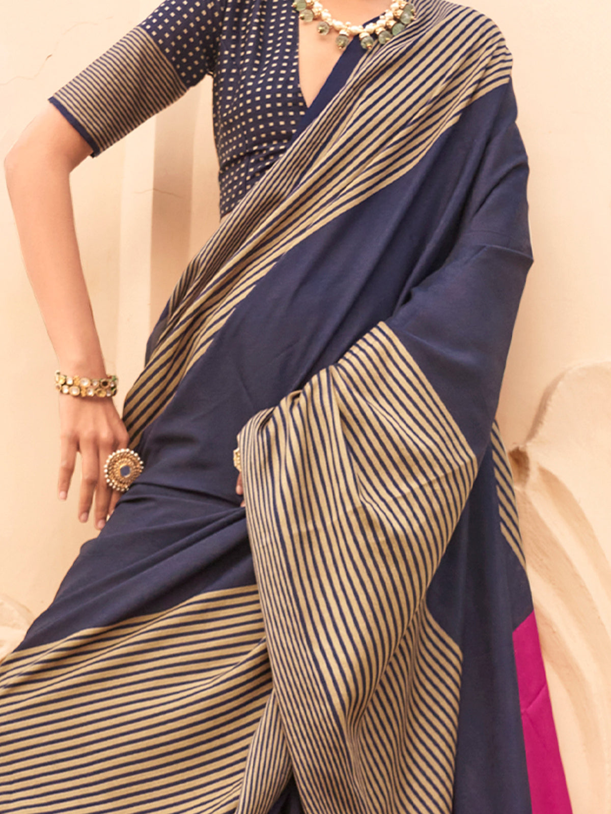 Navy Blue Silk Blend saree – detail view 3