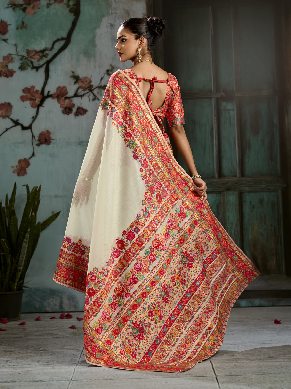 Off White cotton saree view 3