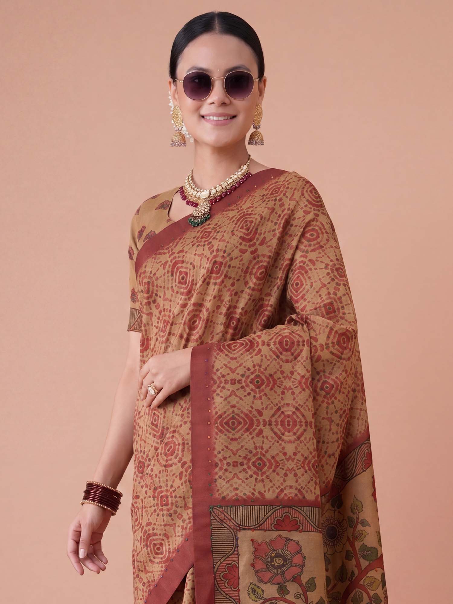Beige Silk Blend saree – detail view 4
