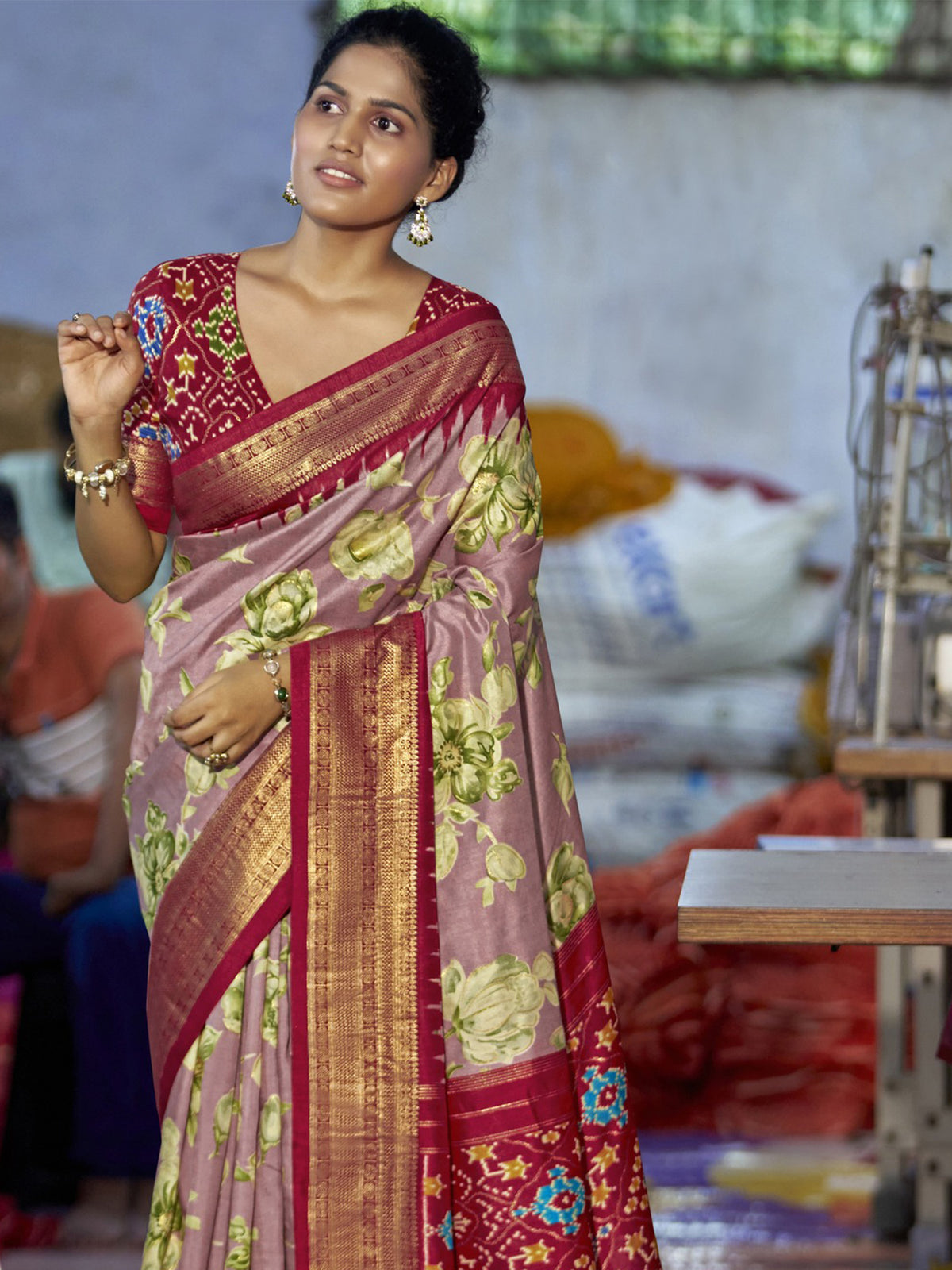 Rose Gold Tussar Silk saree – detail view 5