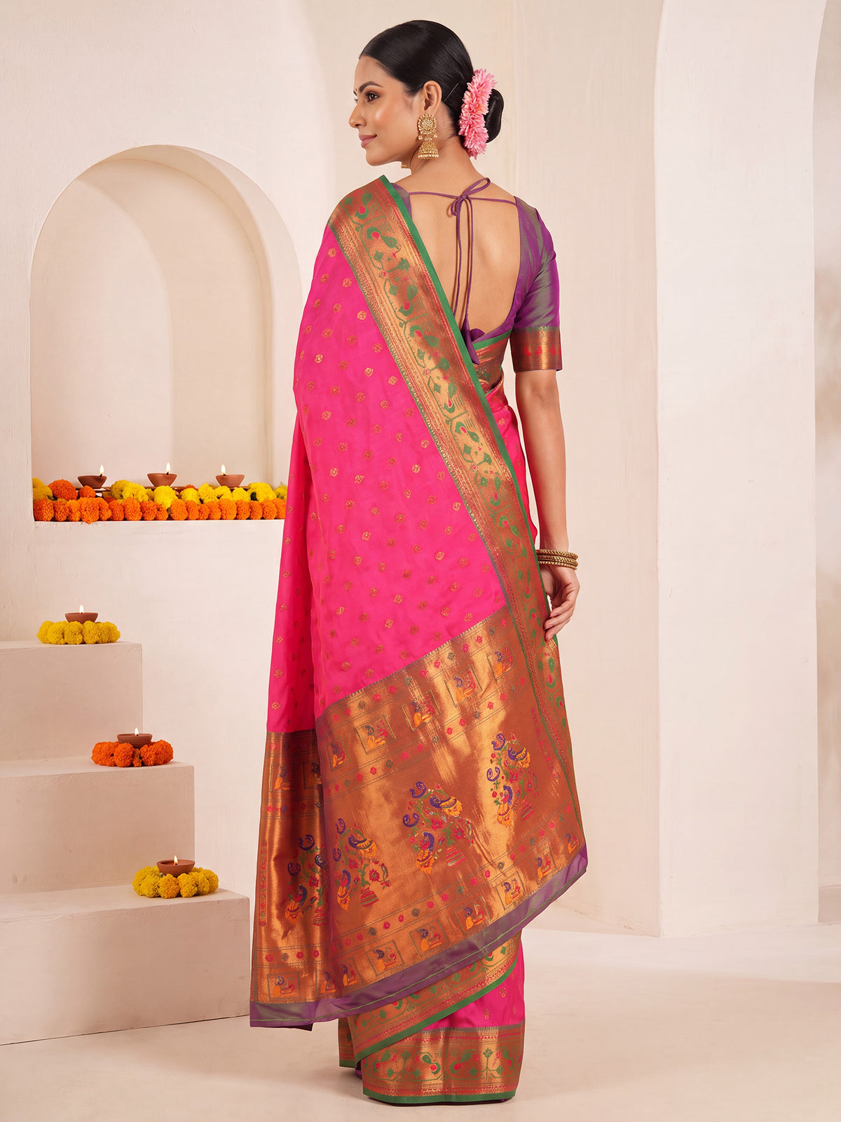Pink Soft Silk saree – detail view 1