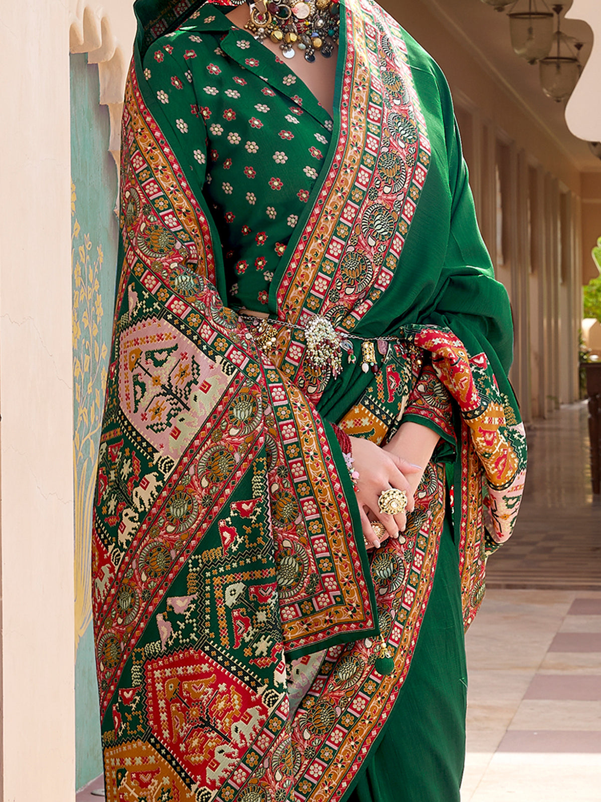 Green Silk Blend saree – detail view 3