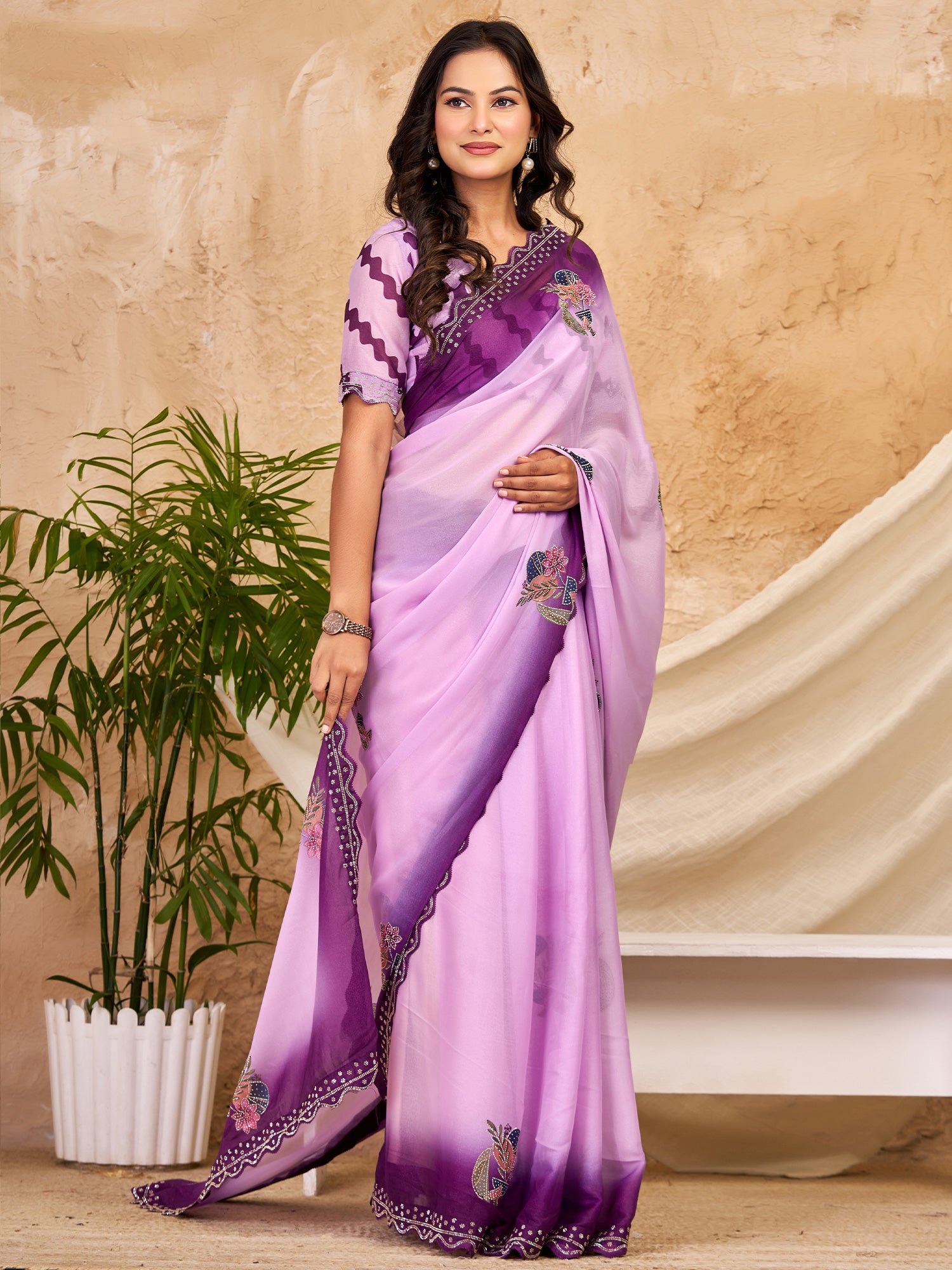 Lavender Georgette saree – detail view 2