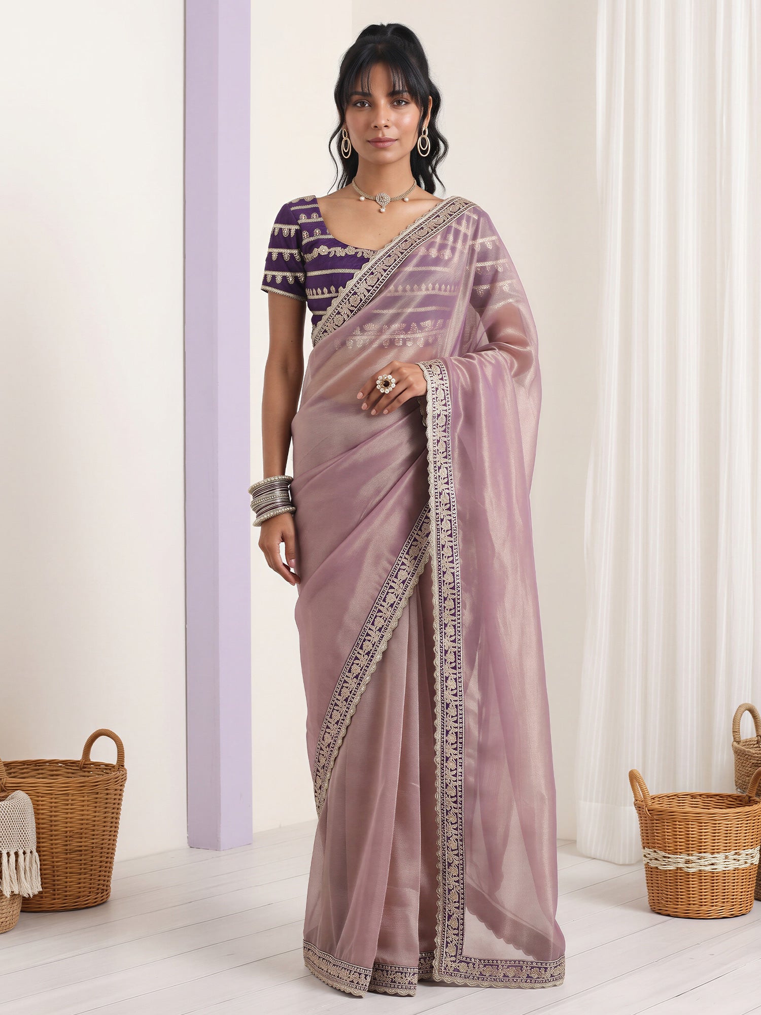 Lavender Net saree – detail view 3