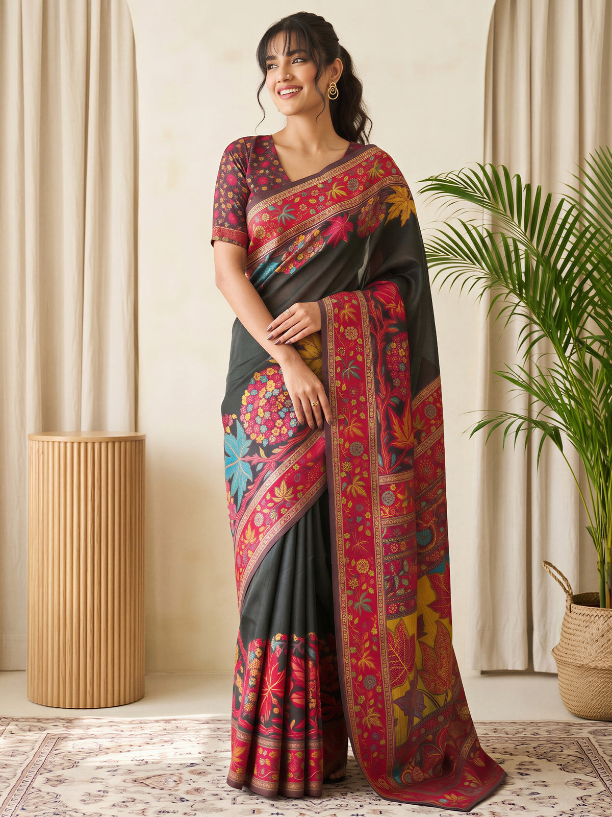 Black Pashmina Silk saree – detail view 2