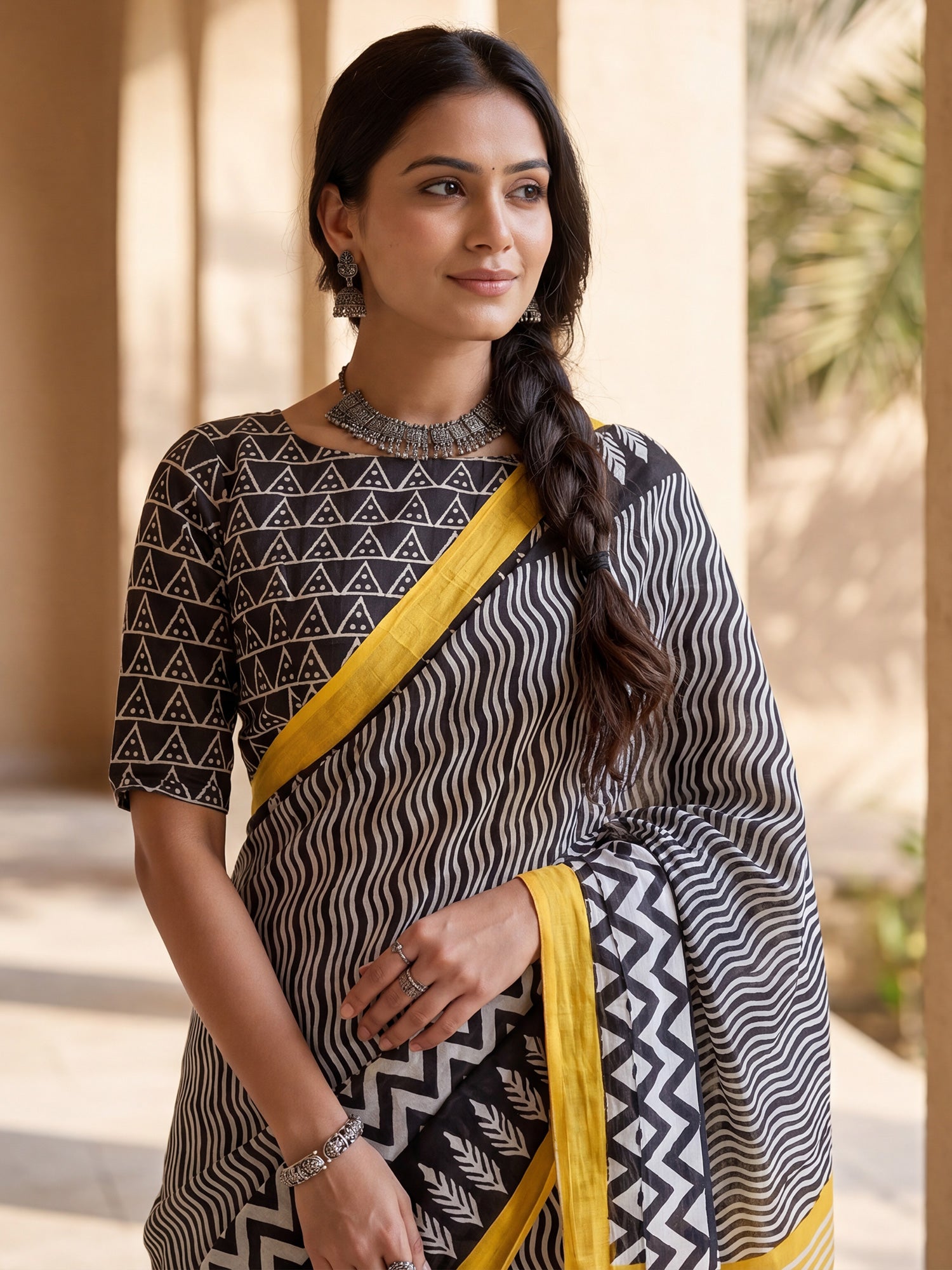 Black Cotton Blend saree – detail view 4