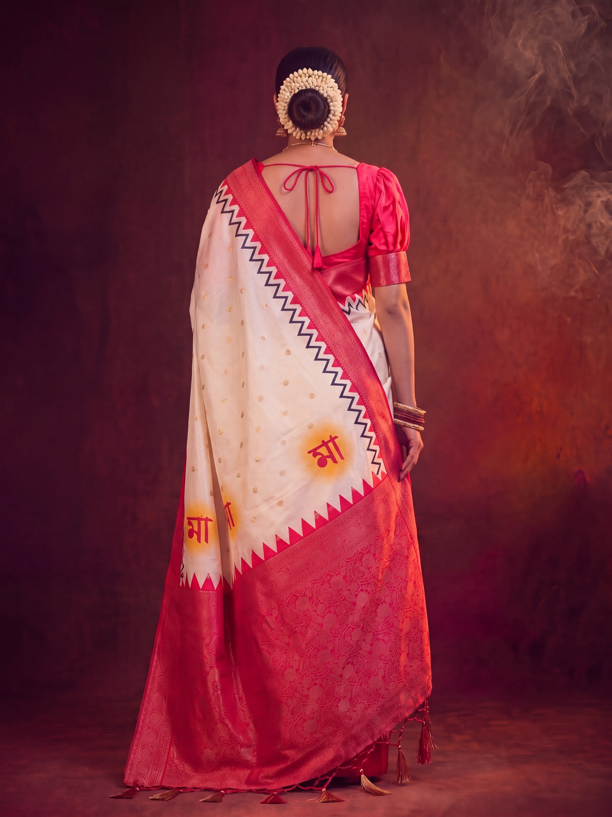 Off White Satin Silk saree – detail view 2