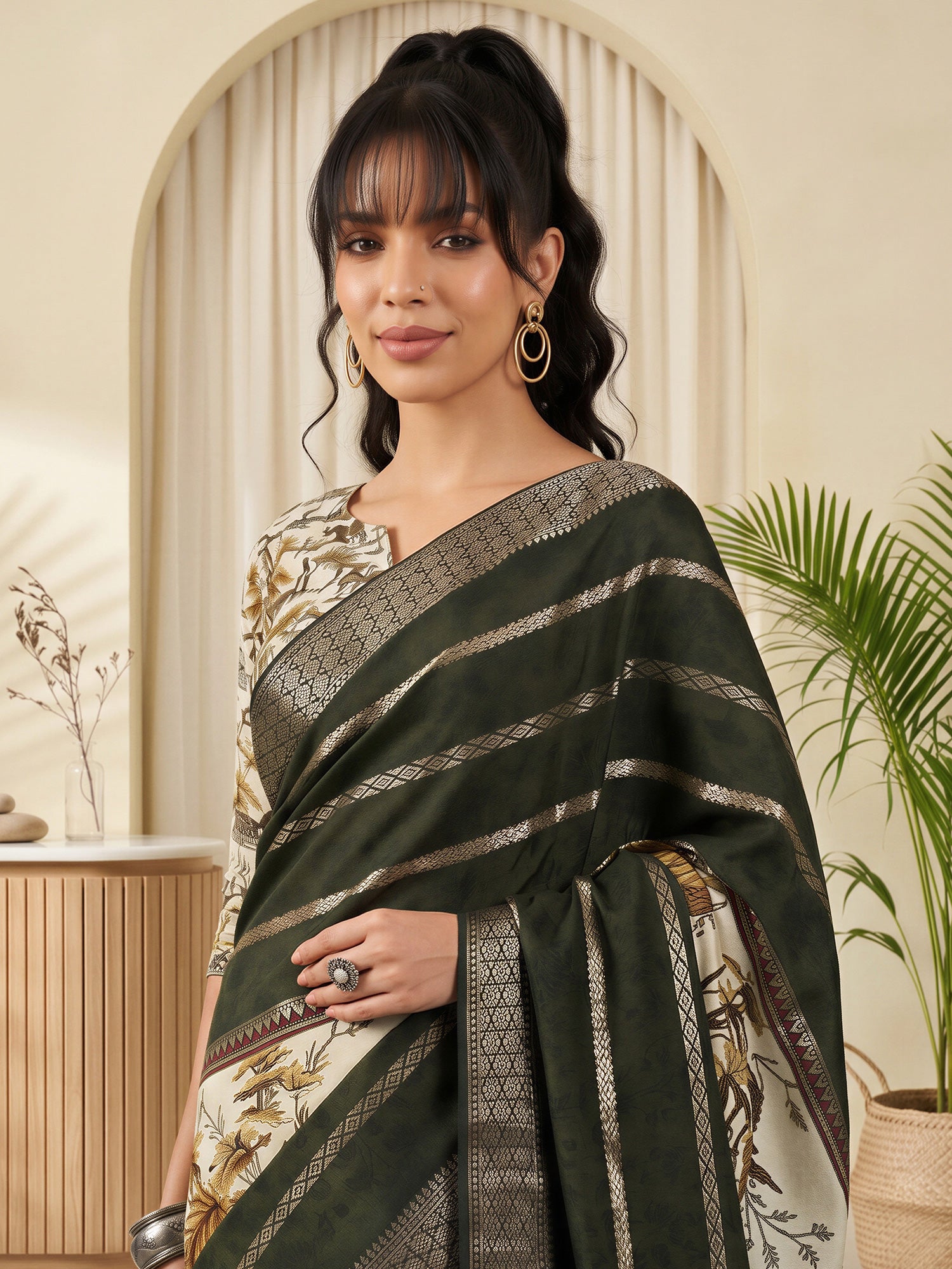 Dark Green Viscose Silk saree – detail view 4