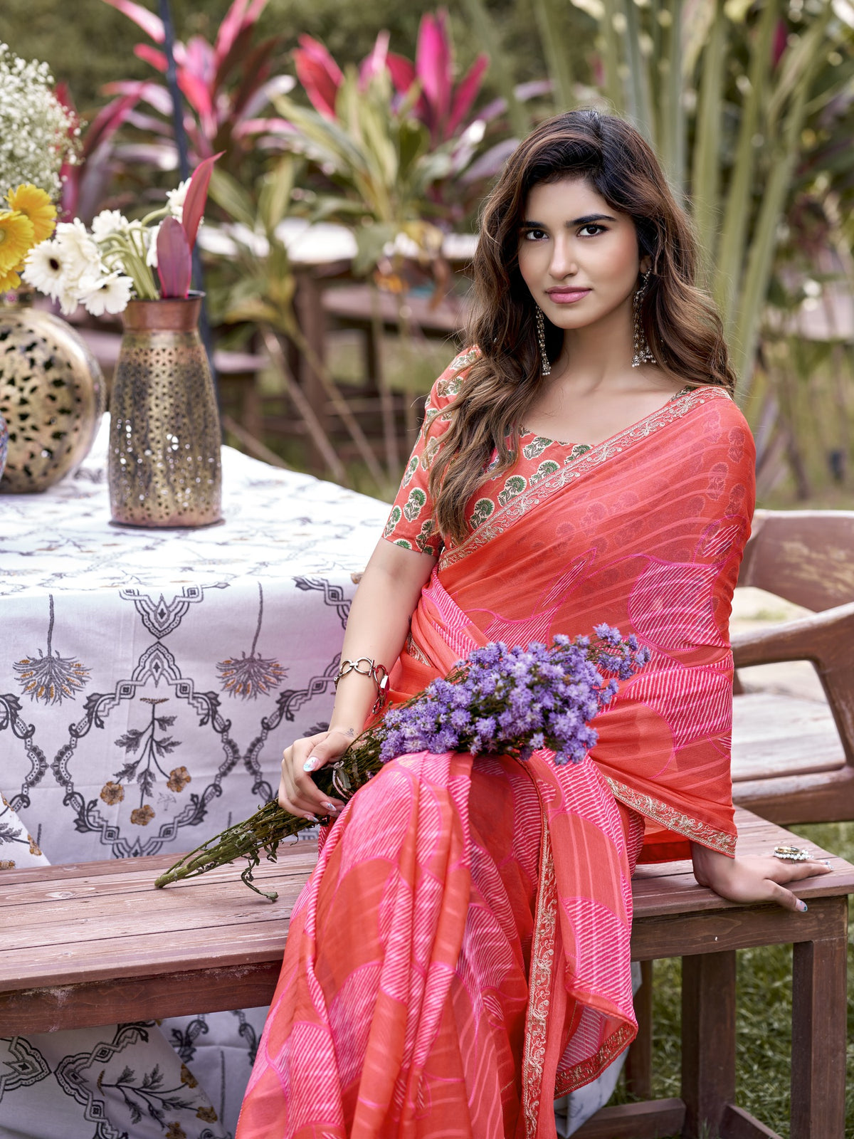 Coral Chiffon saree – detail view 4