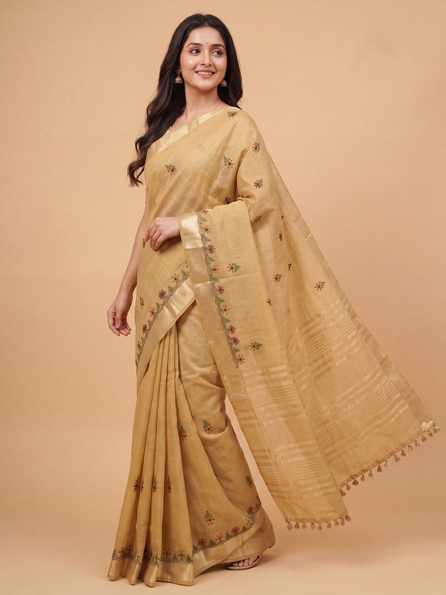 Beige Cotton Linen saree – detail view 3