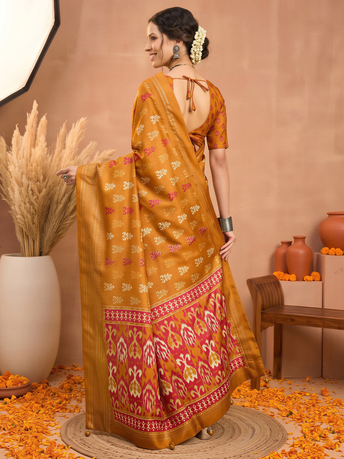 Mustard Silk Blend saree – detail view 1