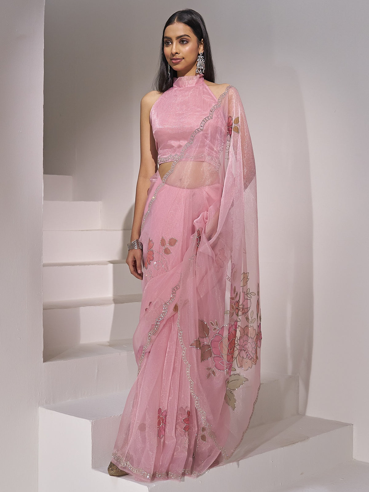 Pink organza saree view 3