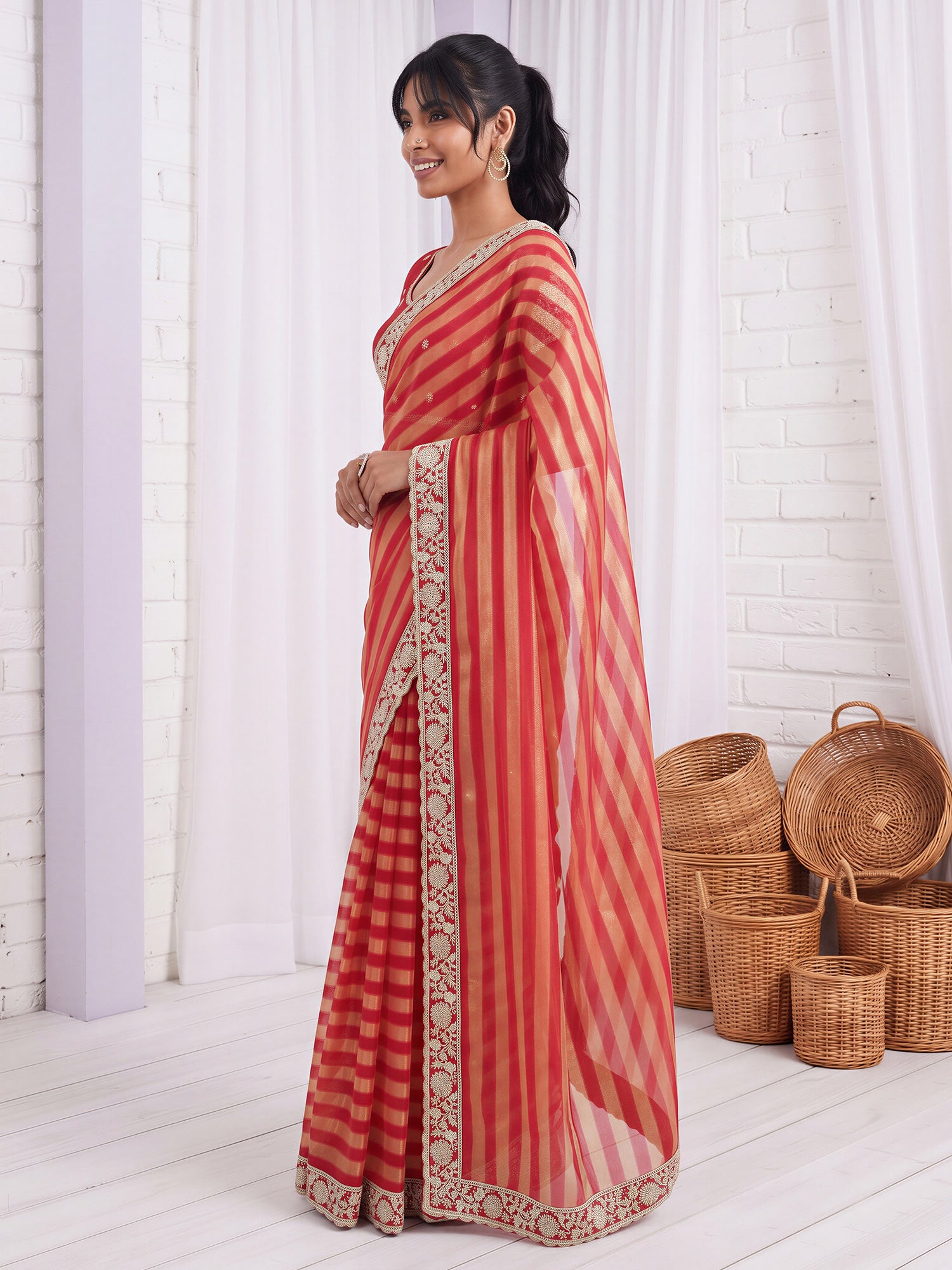 Maroon Net saree – detail view 2