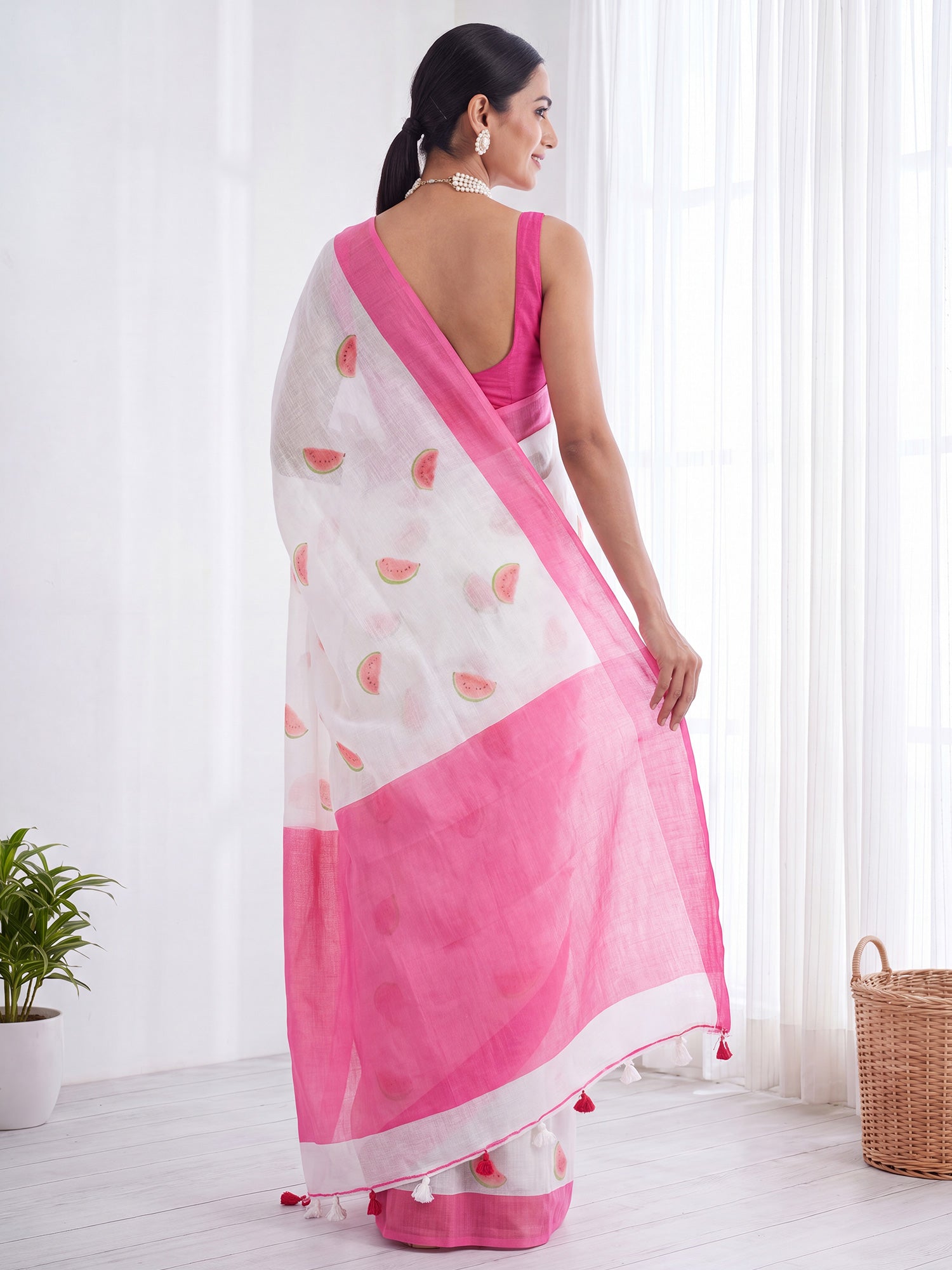 Pink Cotton Linen saree – detail view 1
