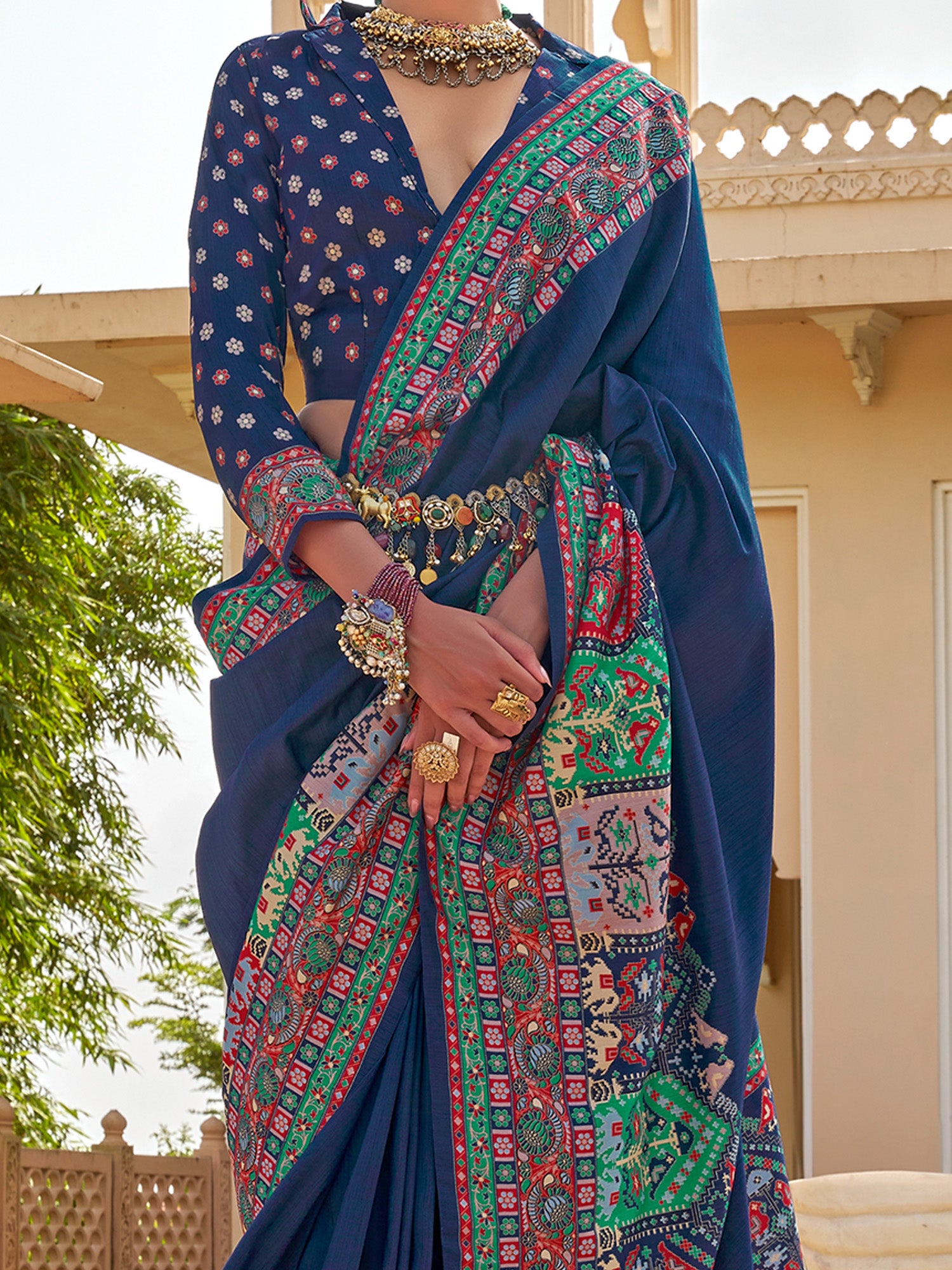 Blue Silk Blend saree – detail view 2