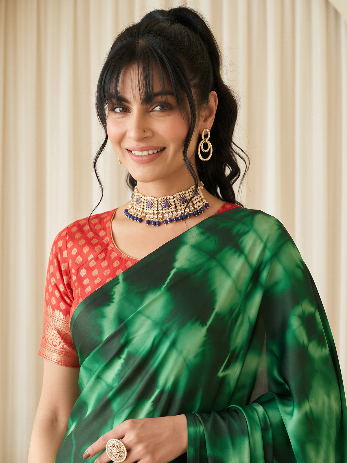 Green Satin Silk saree – detail view 4