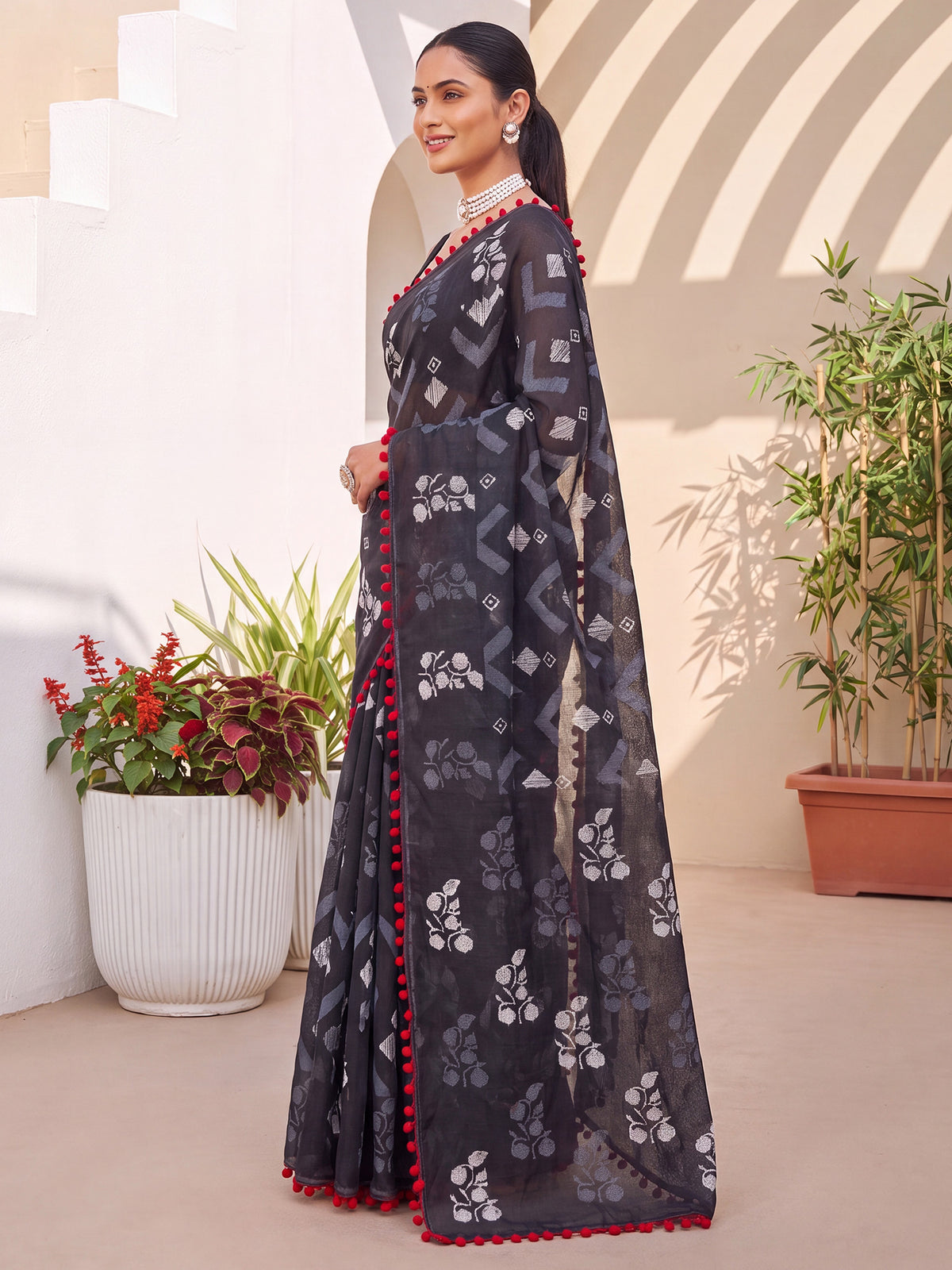Black Cotton saree – detail view 2