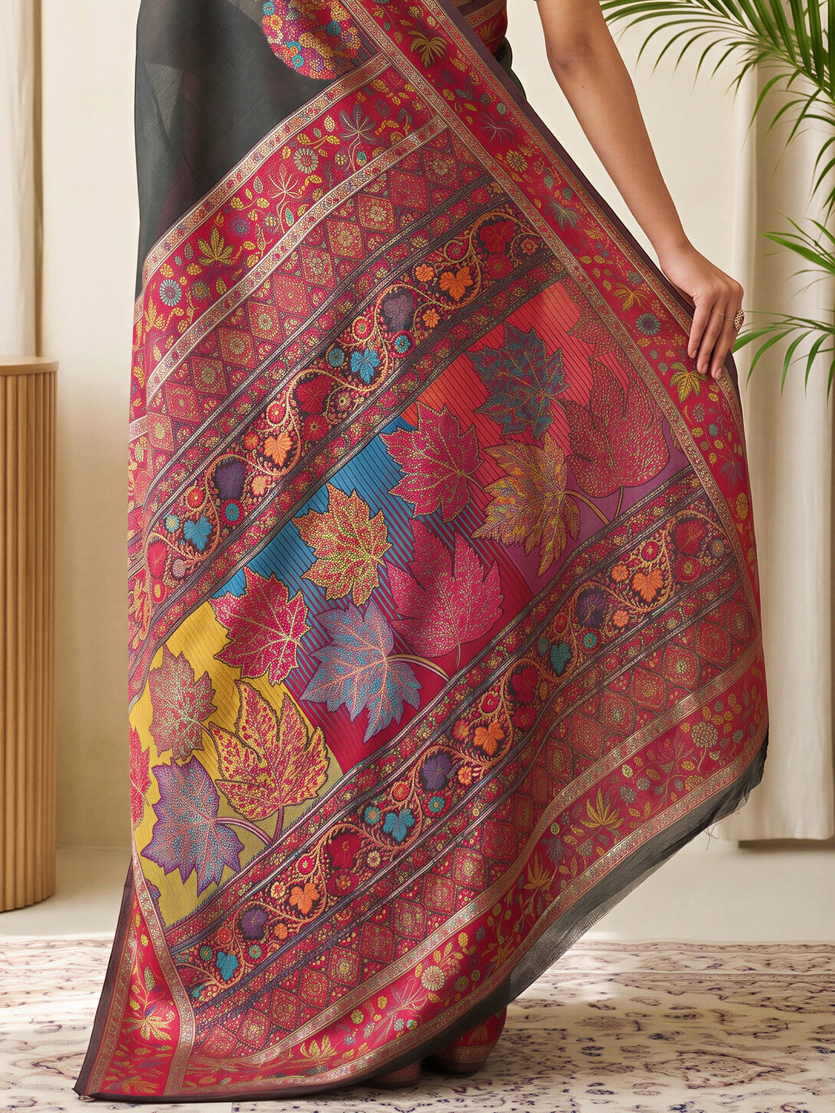 Black Pashmina Silk saree – detail view 5