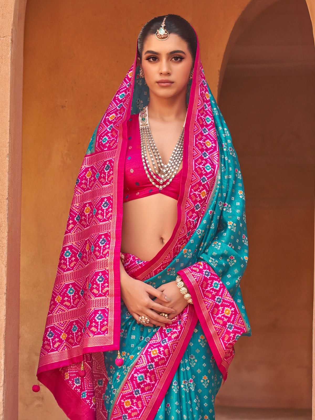 Turquoise Blue Silk Blend saree – detail view 1