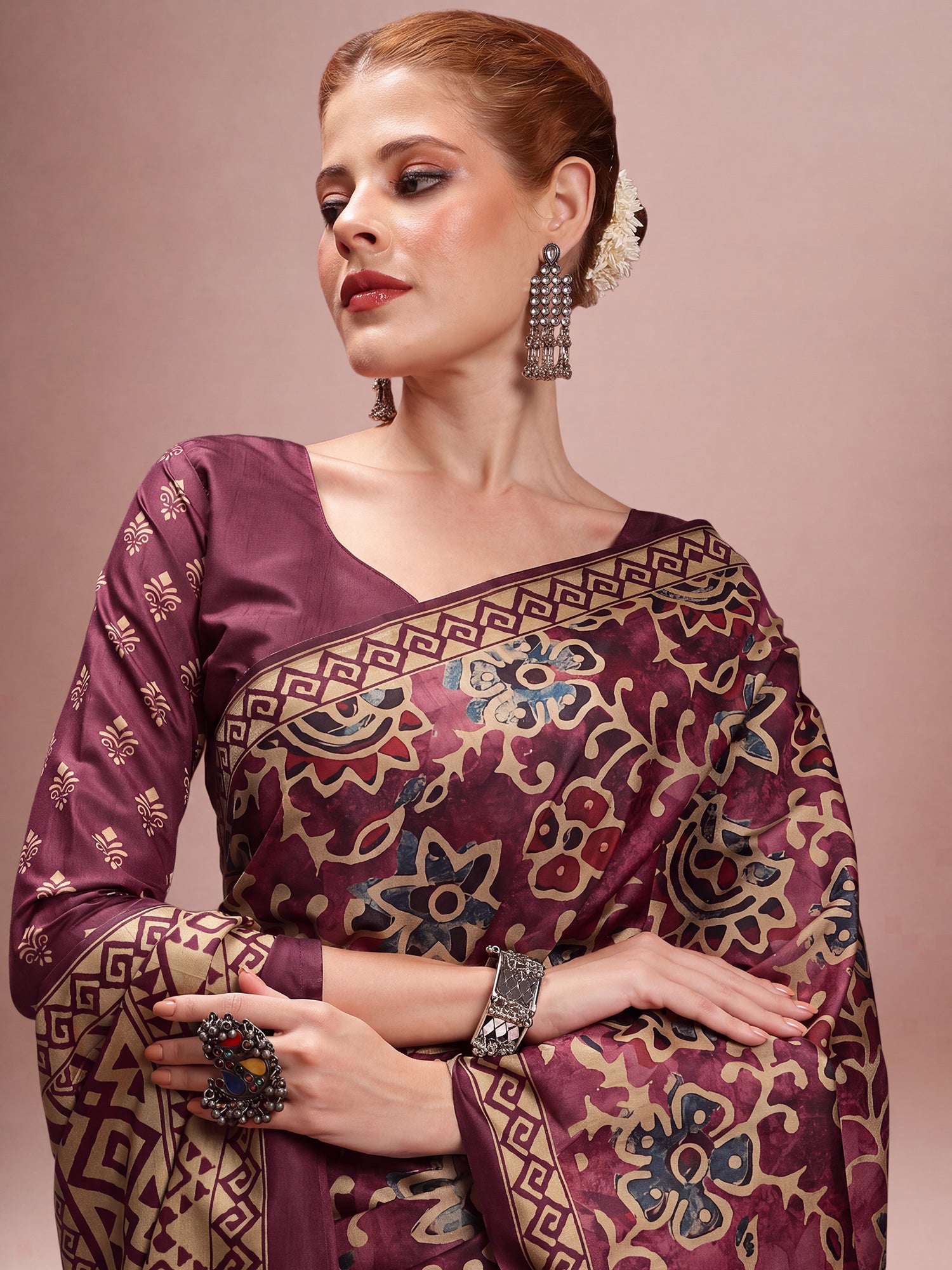 Wine Silk Blend saree – detail view 4