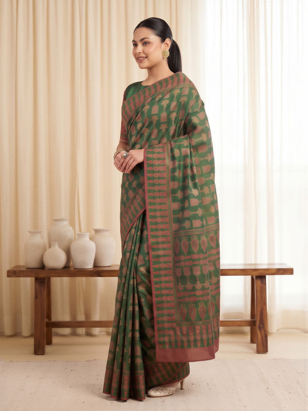 Green Silk Blend saree – detail view 2