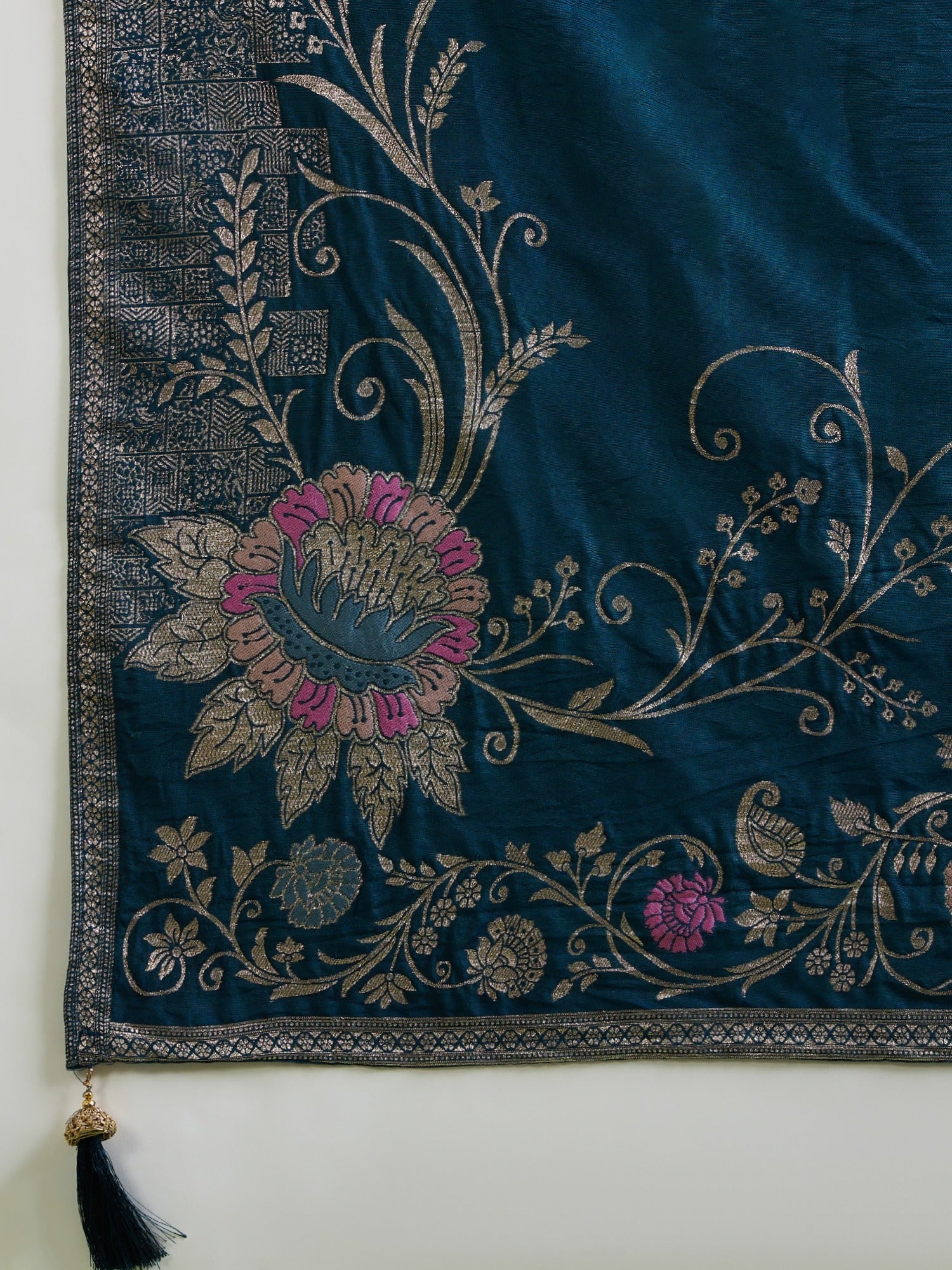 Teal Blue Silk Blend saree – detail view 5