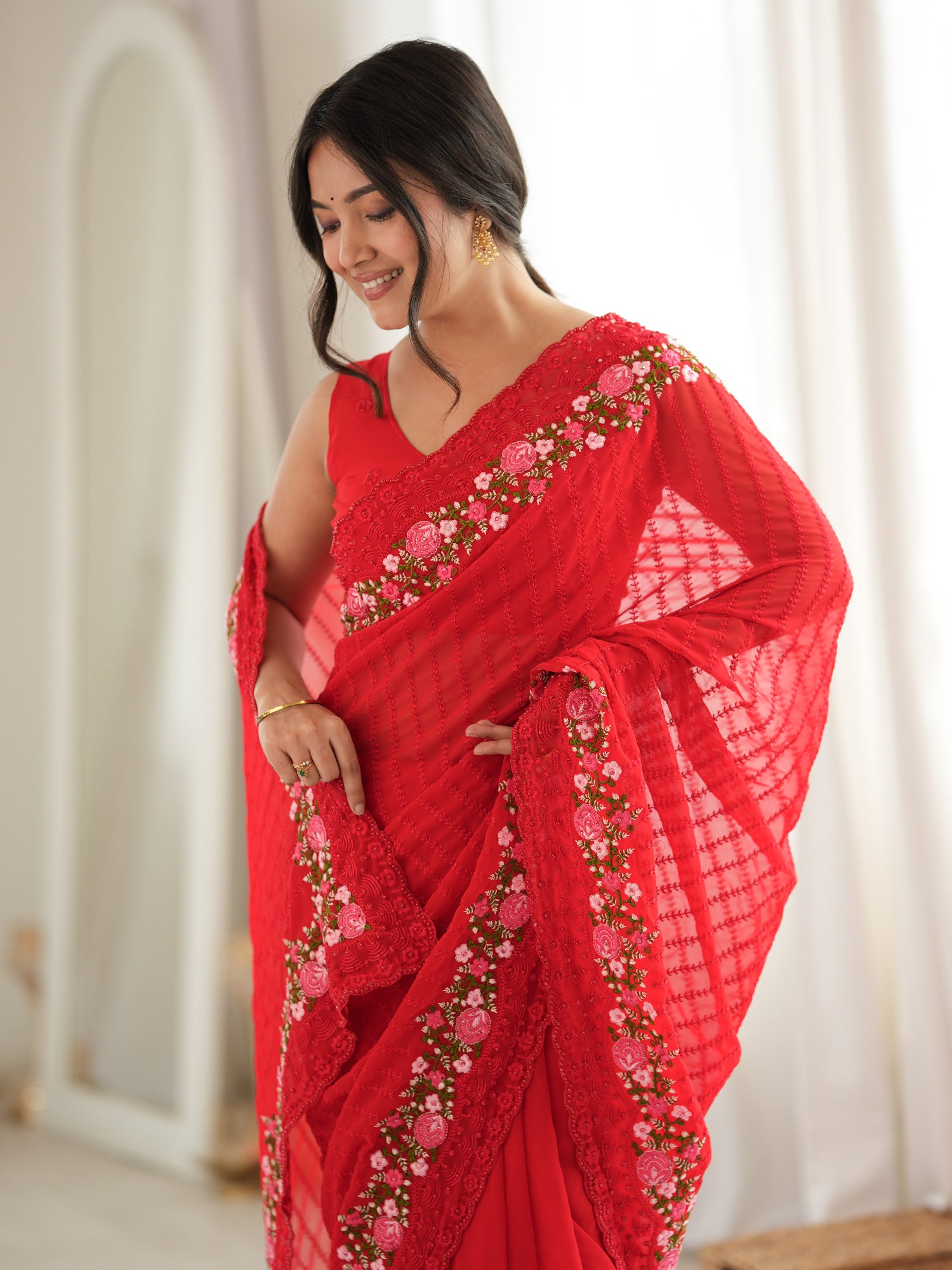 Red Georgette saree – detail view 4