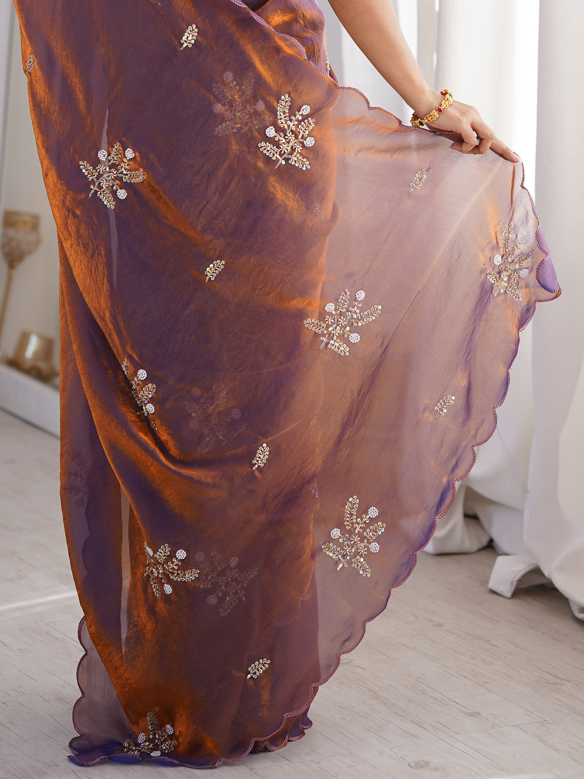 Metallic Satin saree – detail view 5