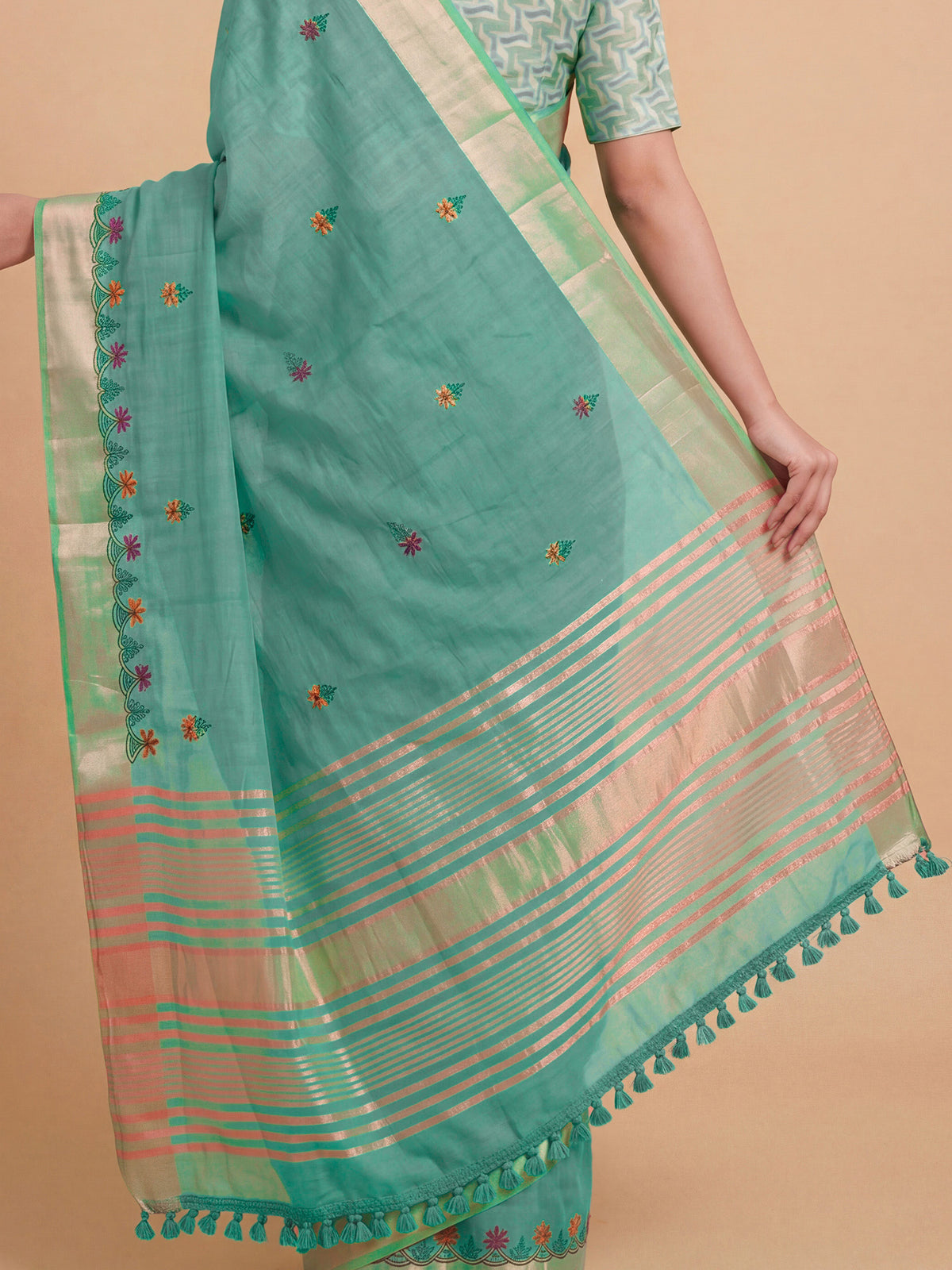 Sea Green Cotton Linen saree – detail view 5