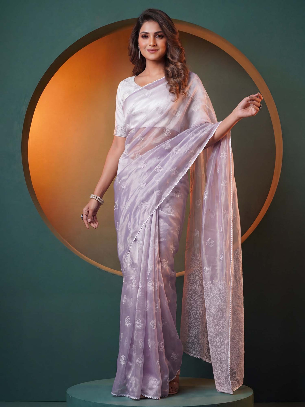 Lavender Organza saree – detail view 2