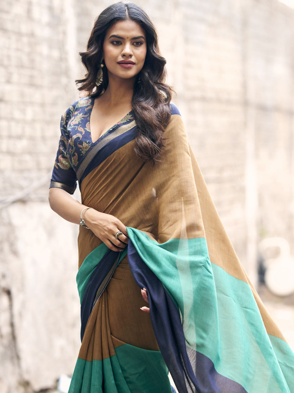 Teal Green cotton blend saree view 4