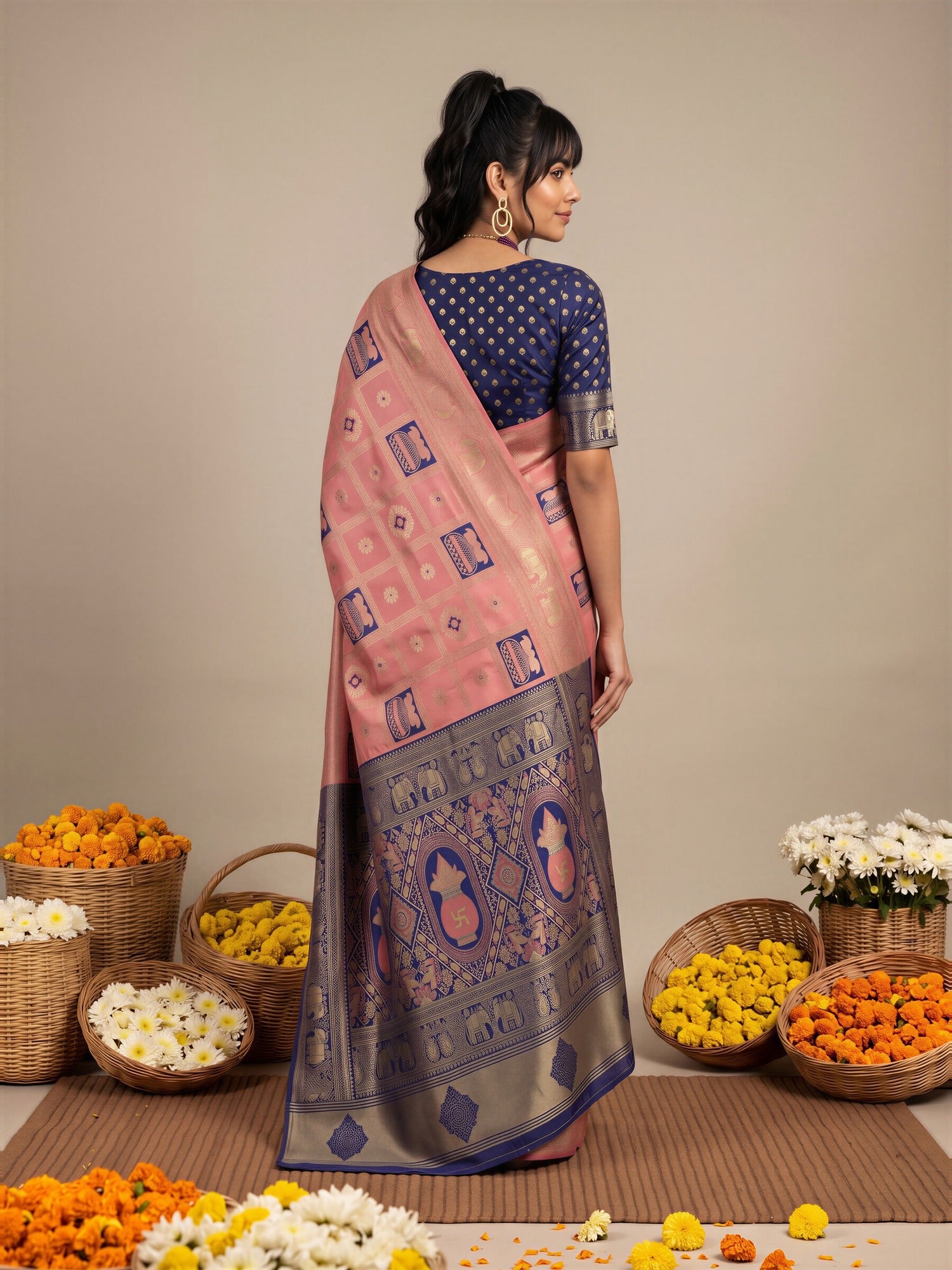Peach Litchi Silk saree – detail view 1