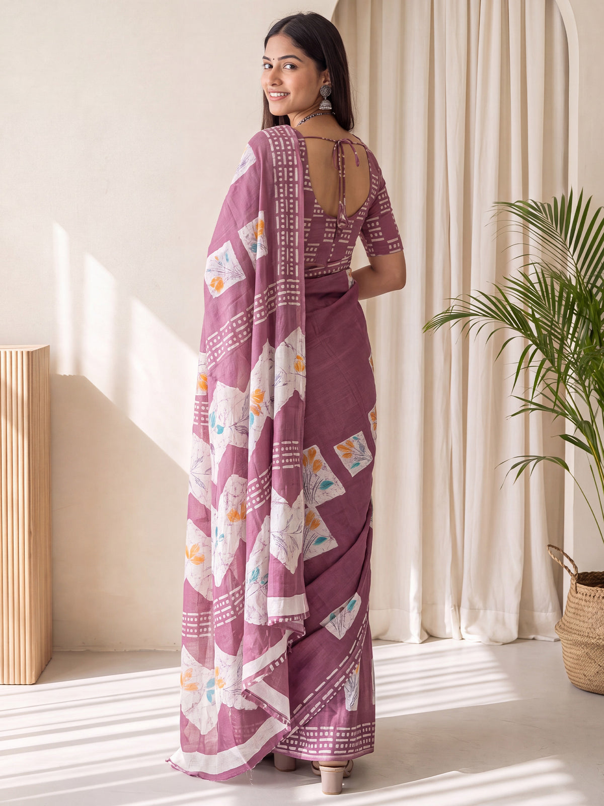 Magenta Cotton saree – detail view 1