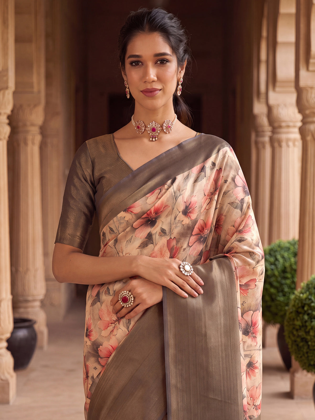 Beige Silk Blend saree – detail view 4