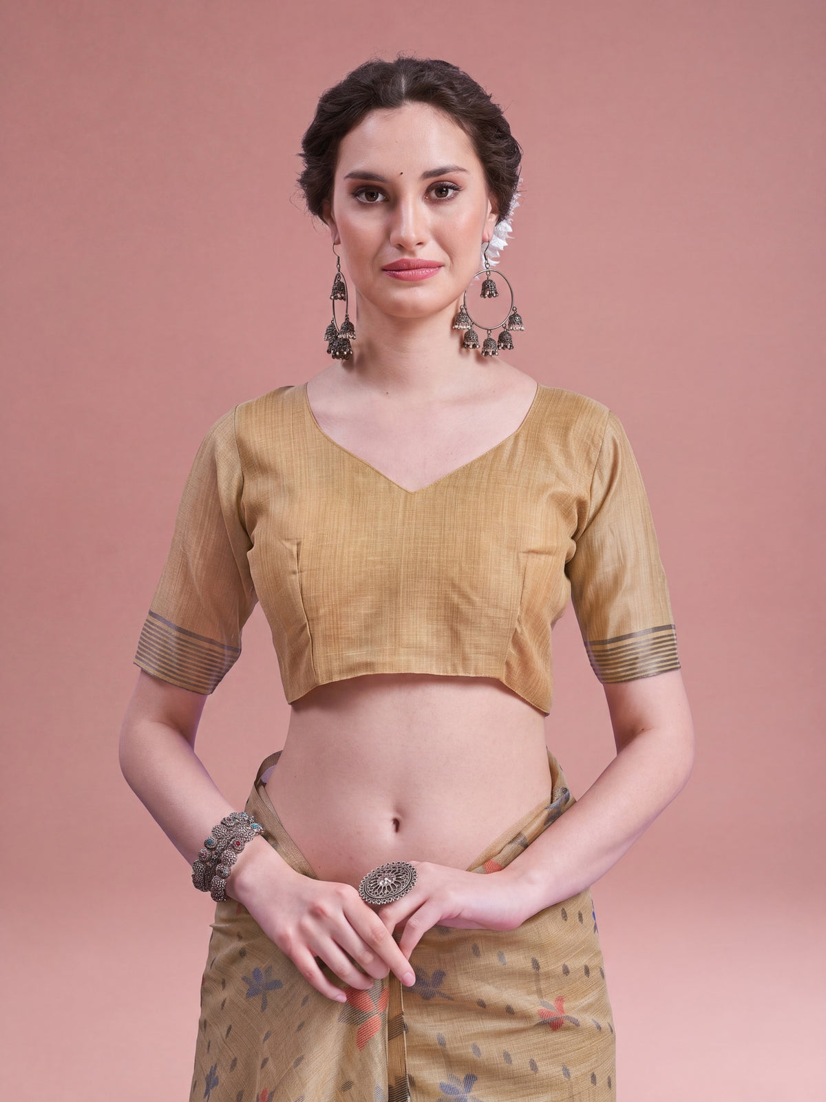 Beige Linen saree – detail view 4