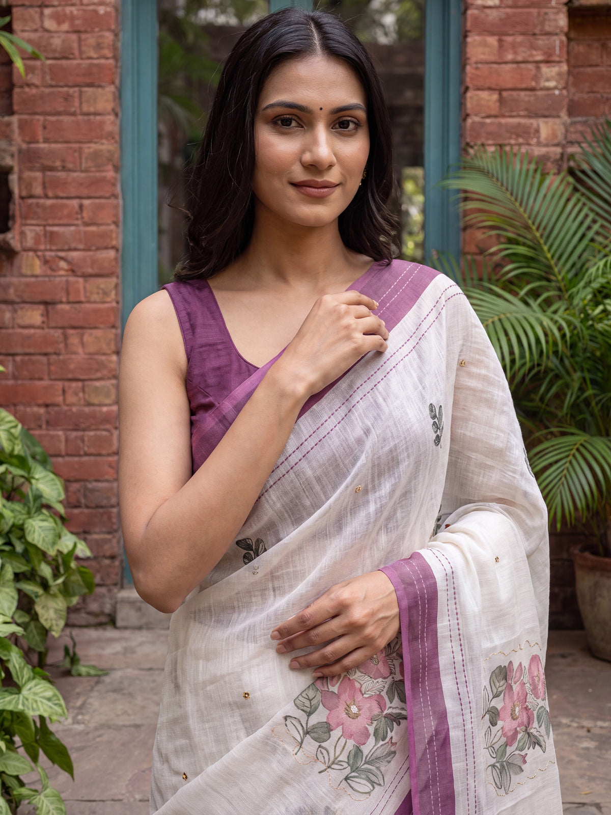 Off White Cotton Linen saree – detail view 4