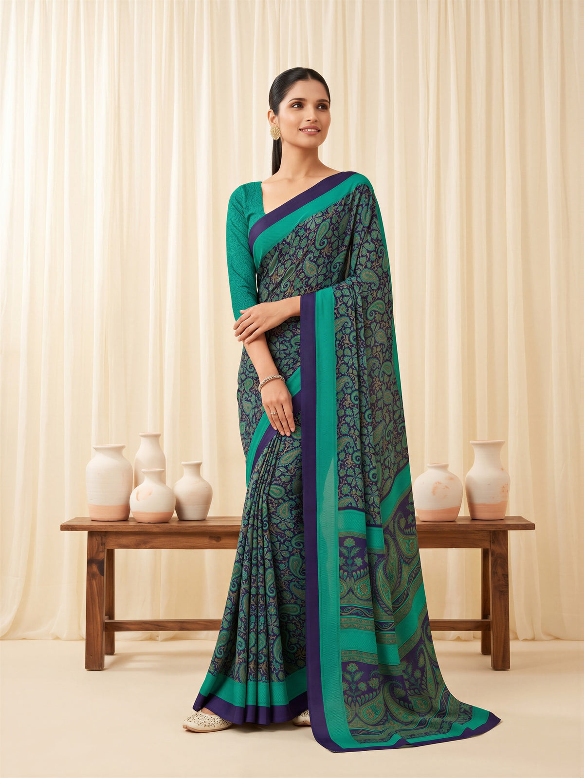 Teal Green Crepe saree – detail view 3