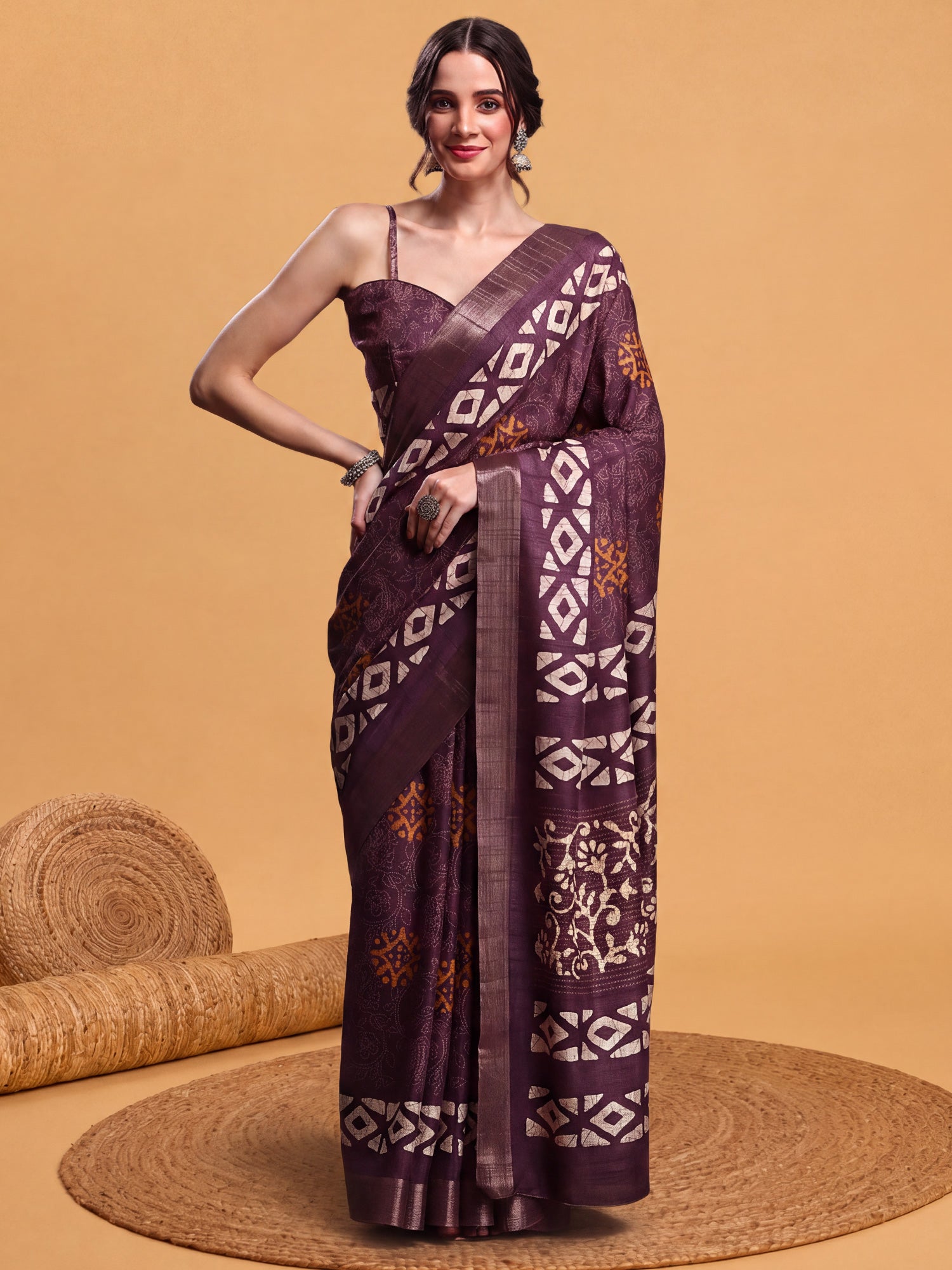 Burgundy Silk Blend saree – detail view 3