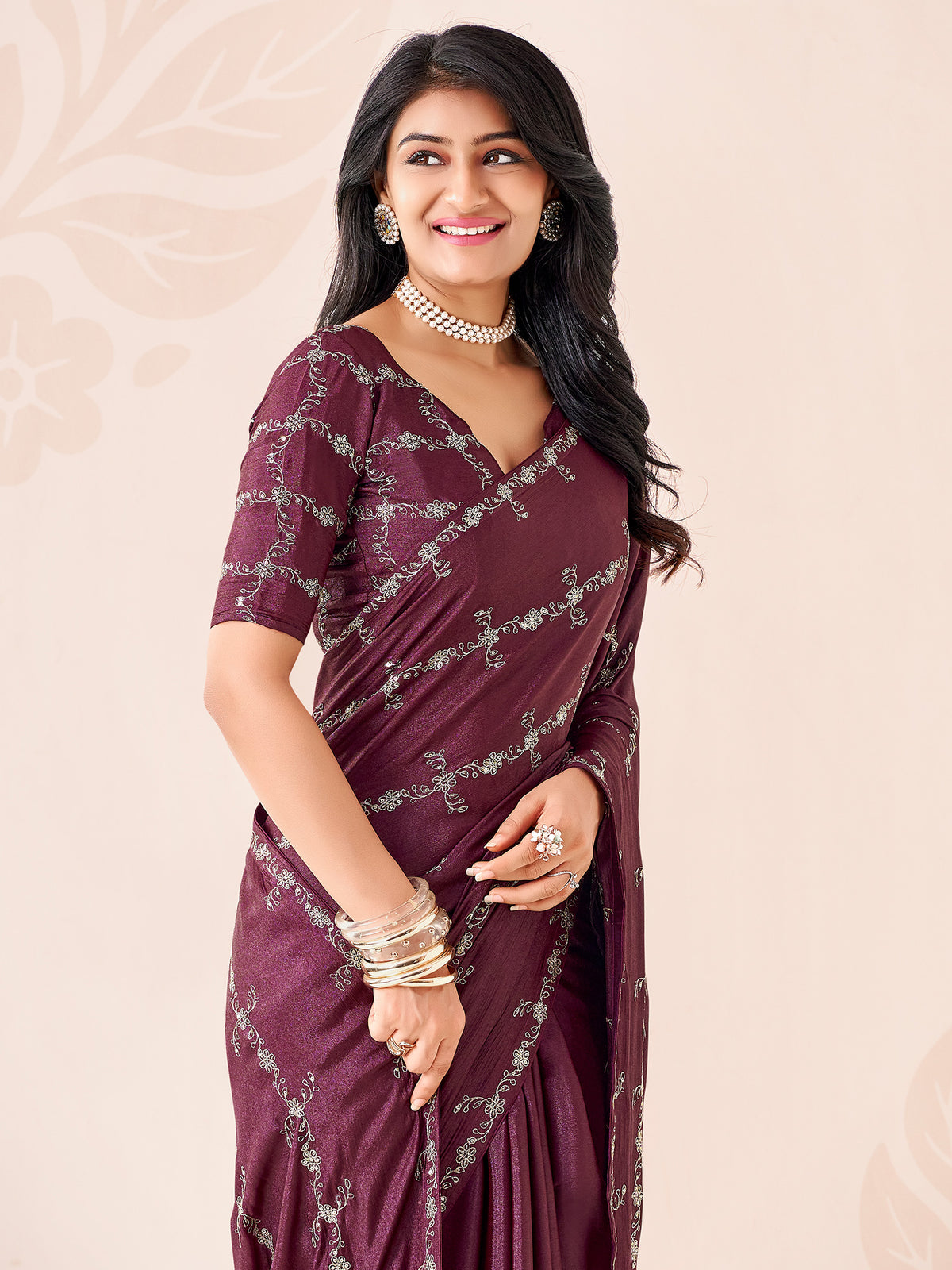 Wine Chiffon saree – detail view 2