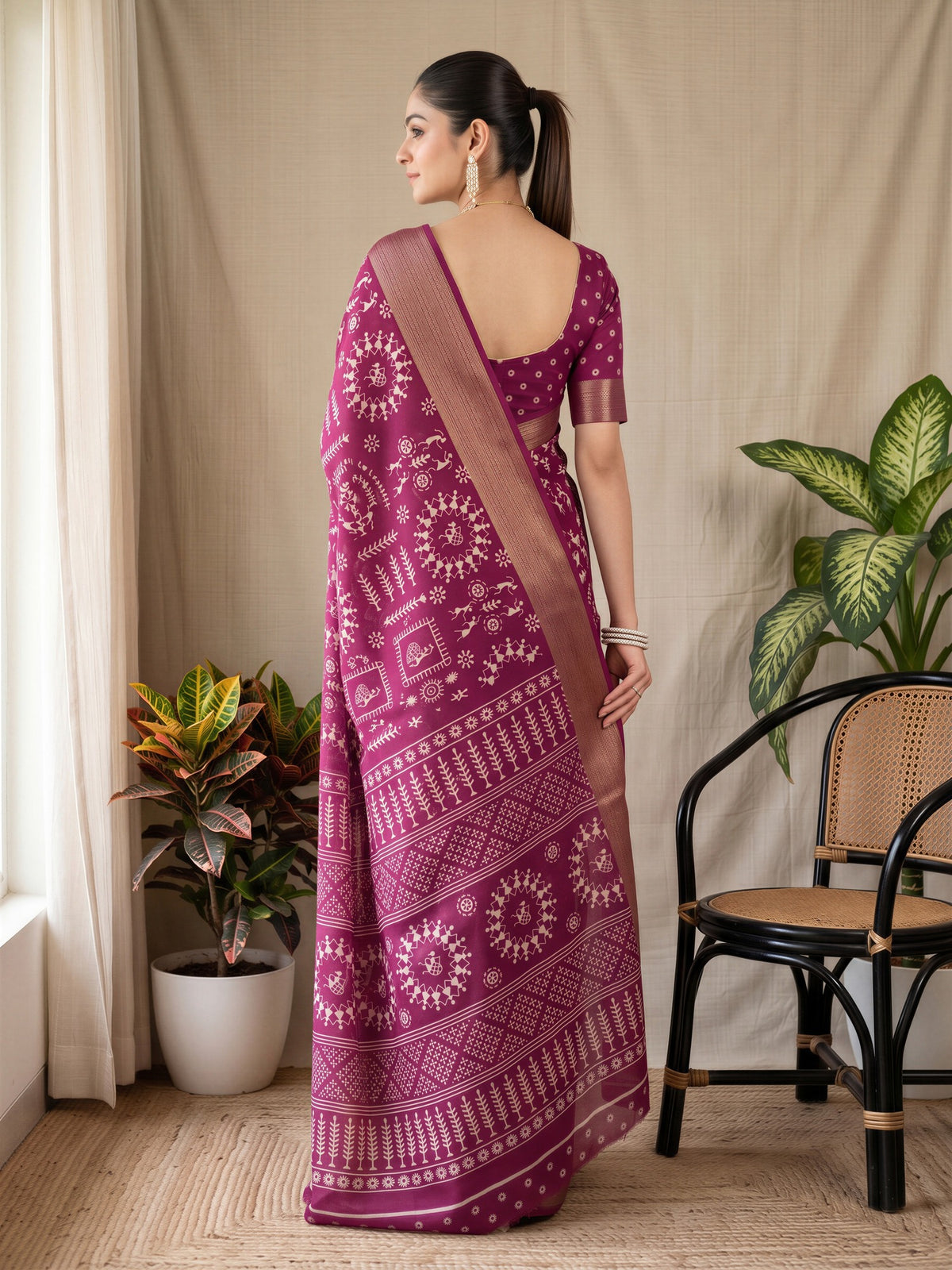 Wine Georgette saree – detail view 1